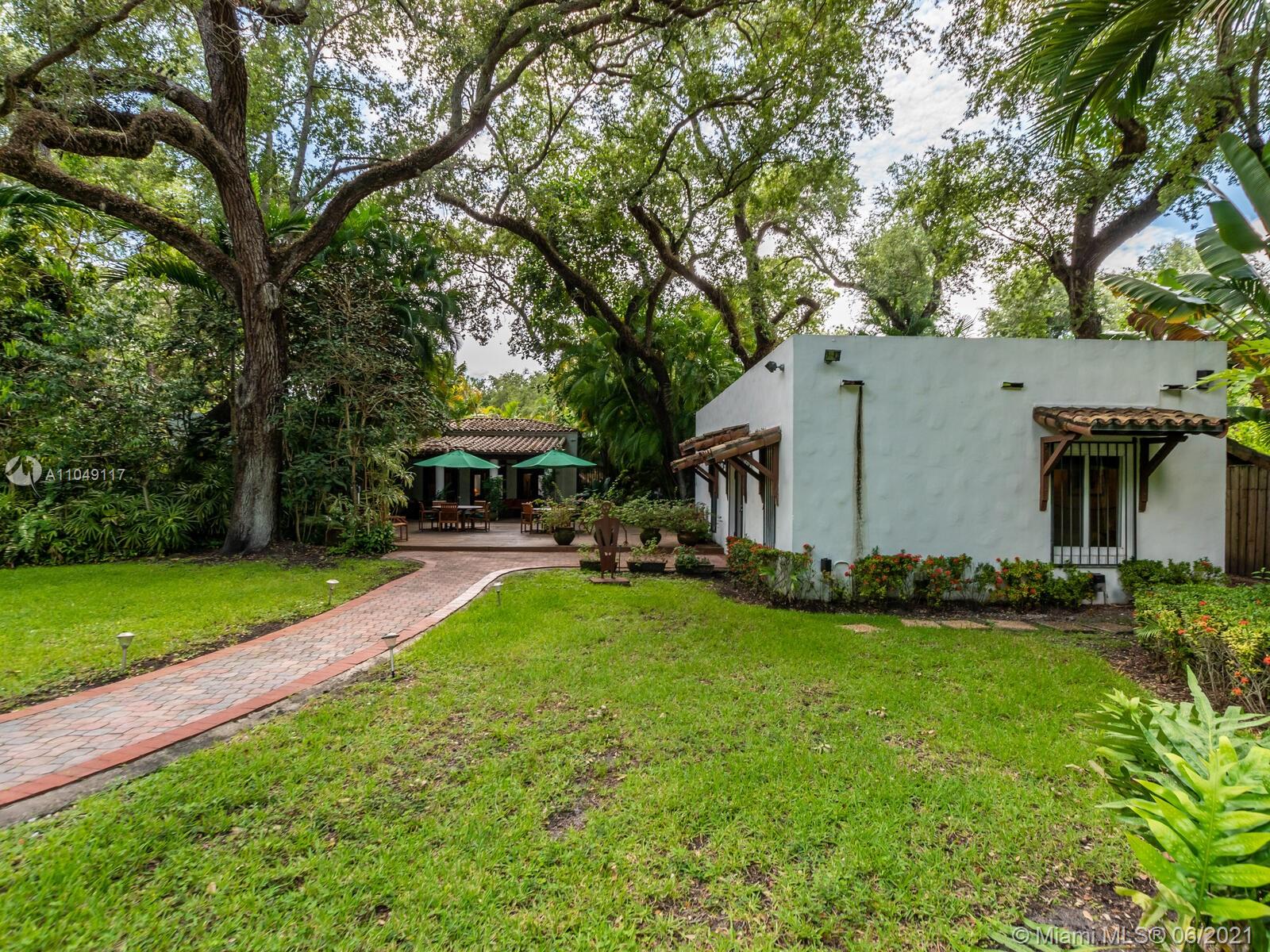 BISCAYNE PARK TERR - Residential