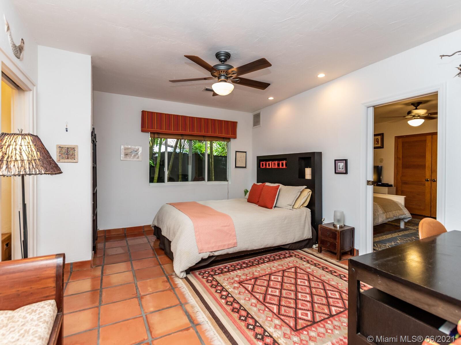 BISCAYNE PARK TERR - Residential