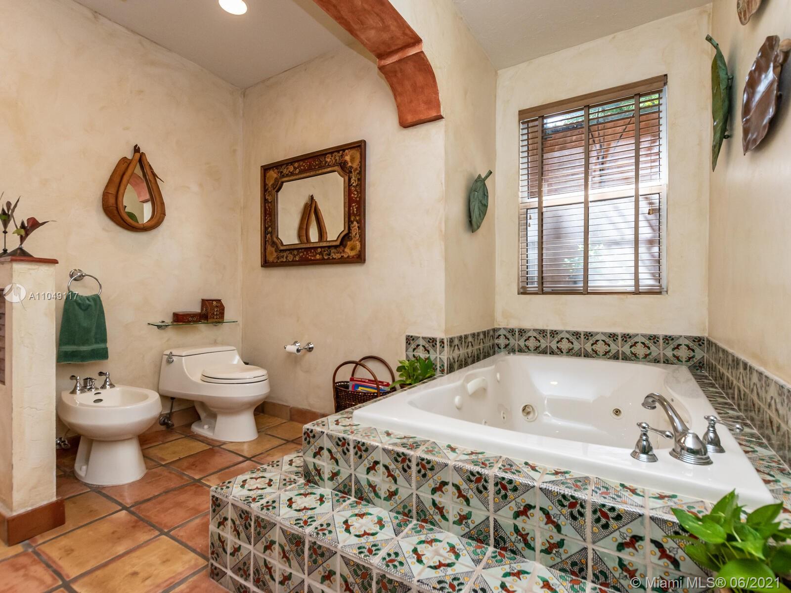 BISCAYNE PARK TERR - Residential