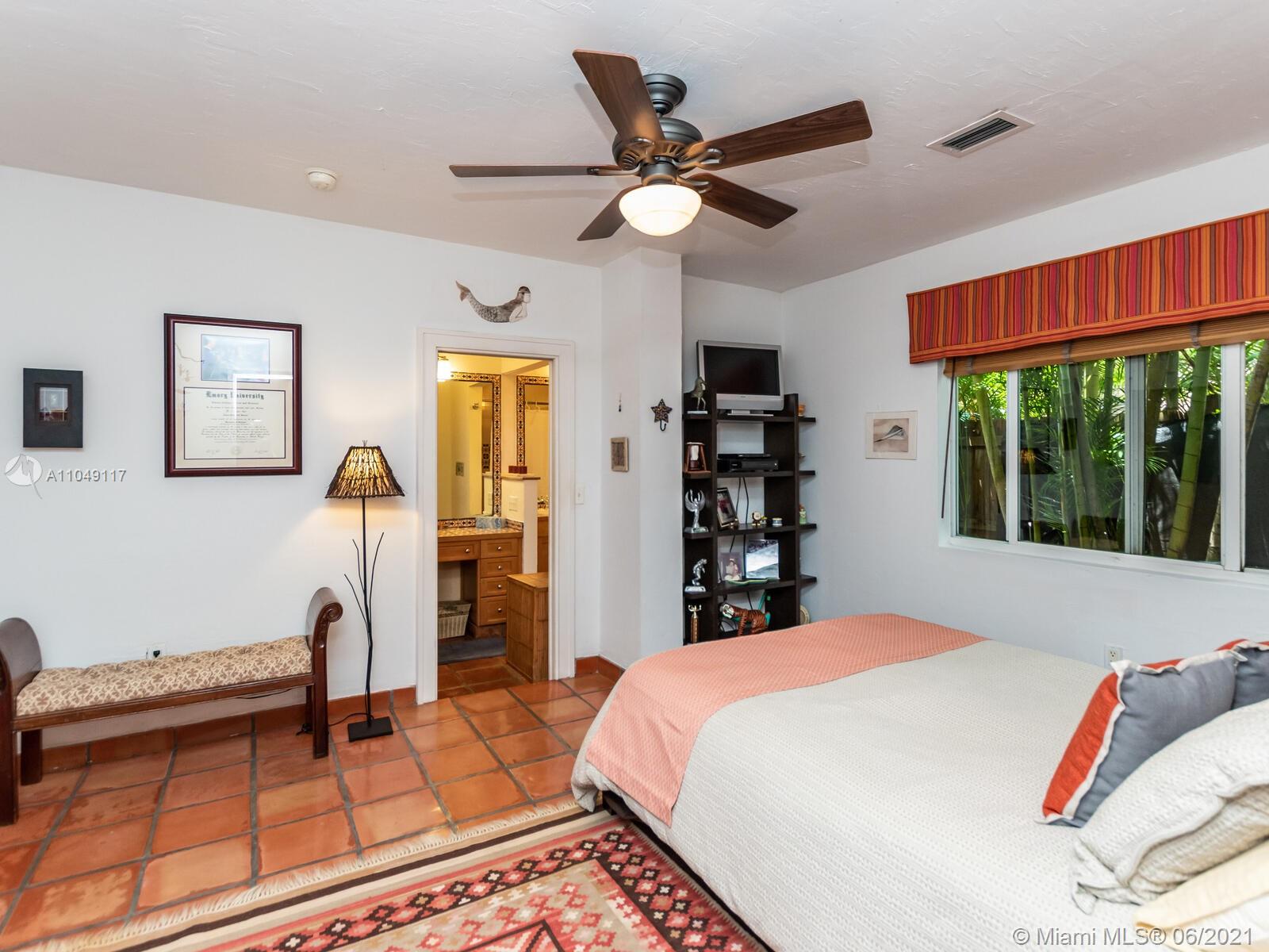 BISCAYNE PARK TERR - Residential