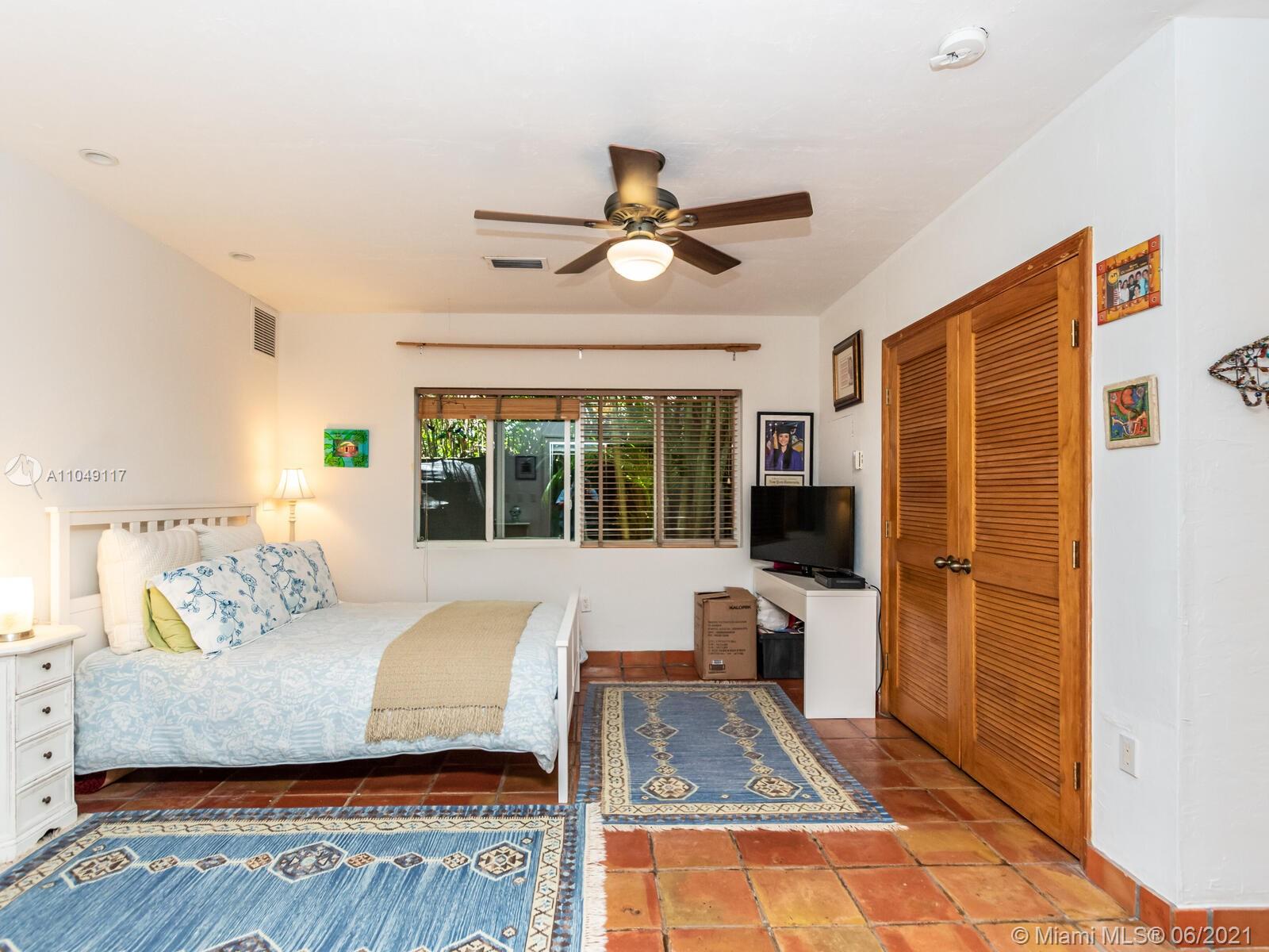 BISCAYNE PARK TERR - Residential