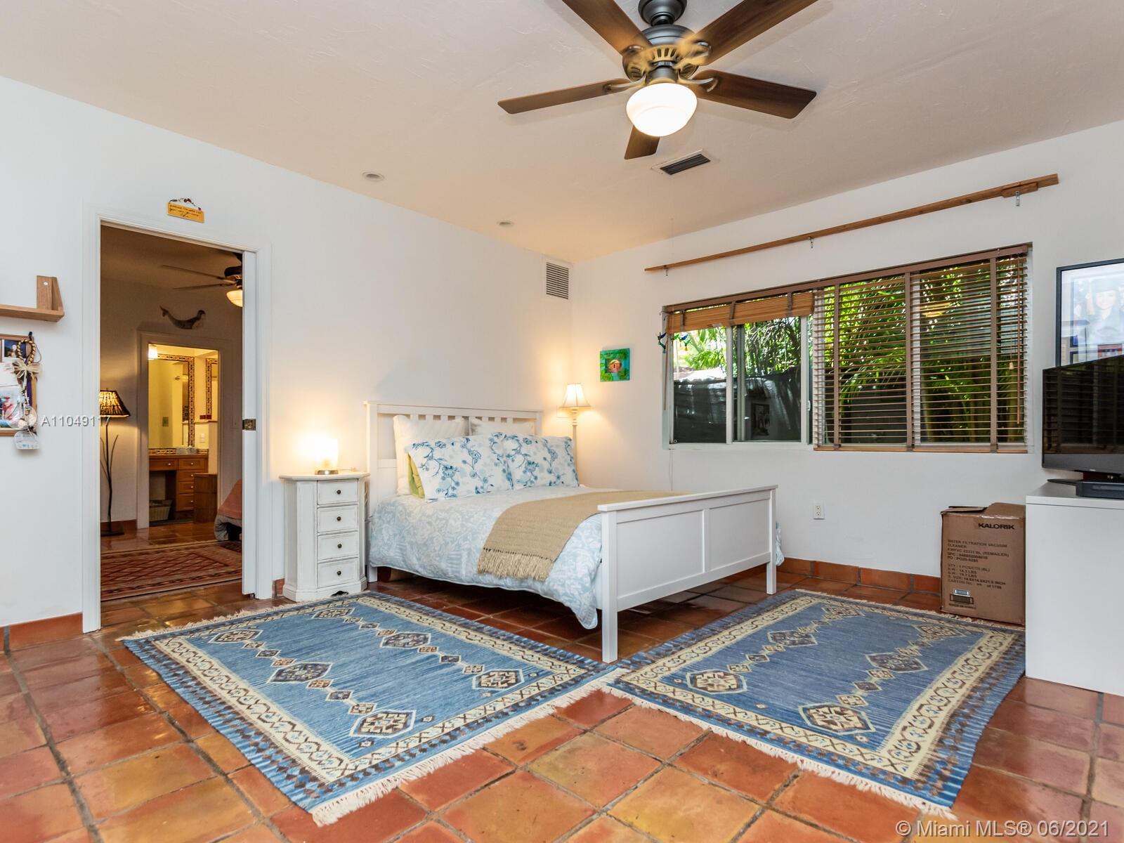 BISCAYNE PARK TERR - Residential