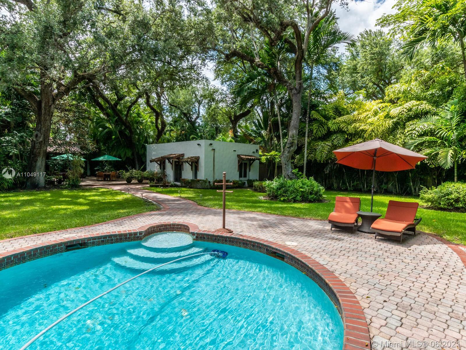 BISCAYNE PARK TERR - Residential