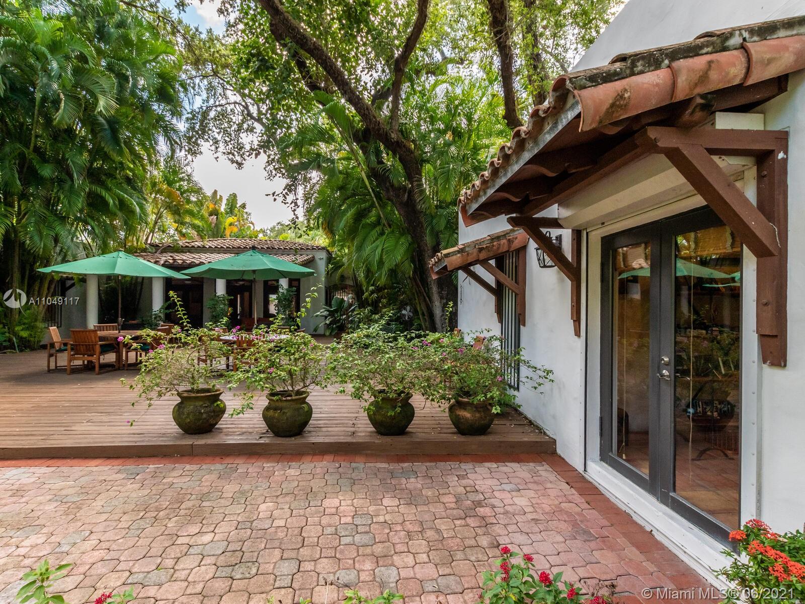 BISCAYNE PARK TERR - Residential