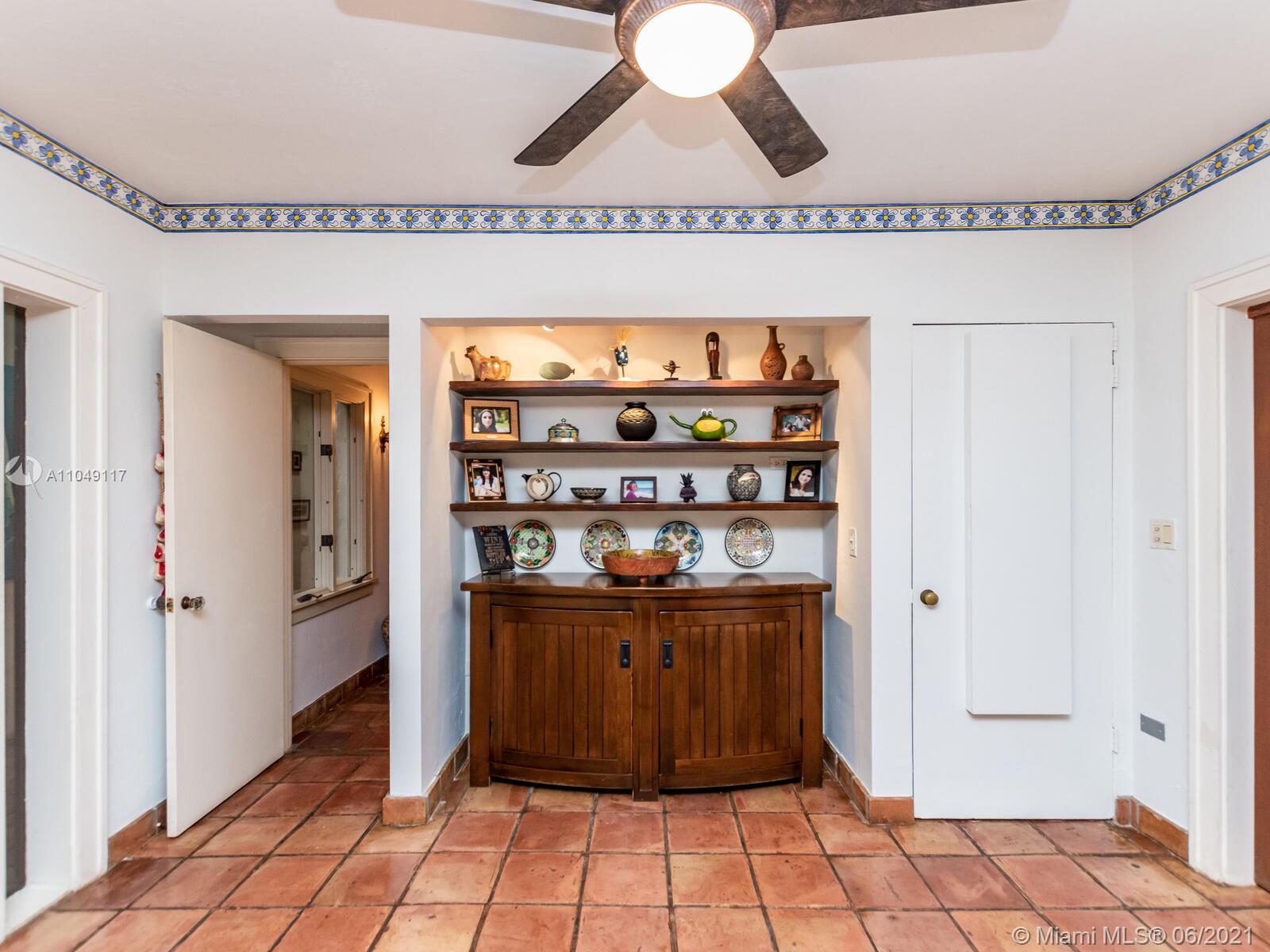 BISCAYNE PARK TERR - Residential