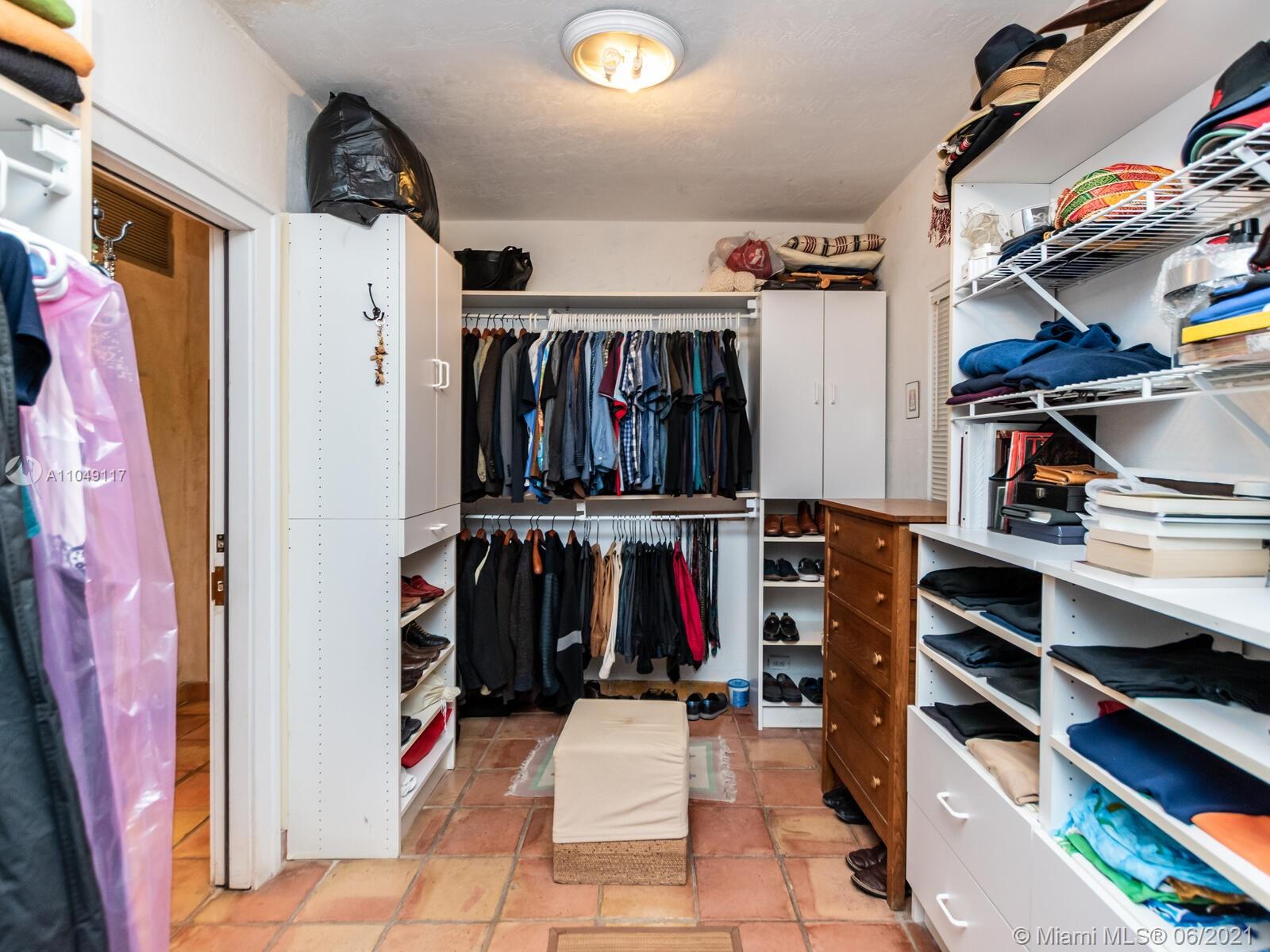 BISCAYNE PARK TERR - Residential