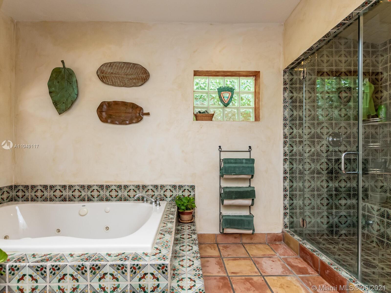 BISCAYNE PARK TERR - Residential