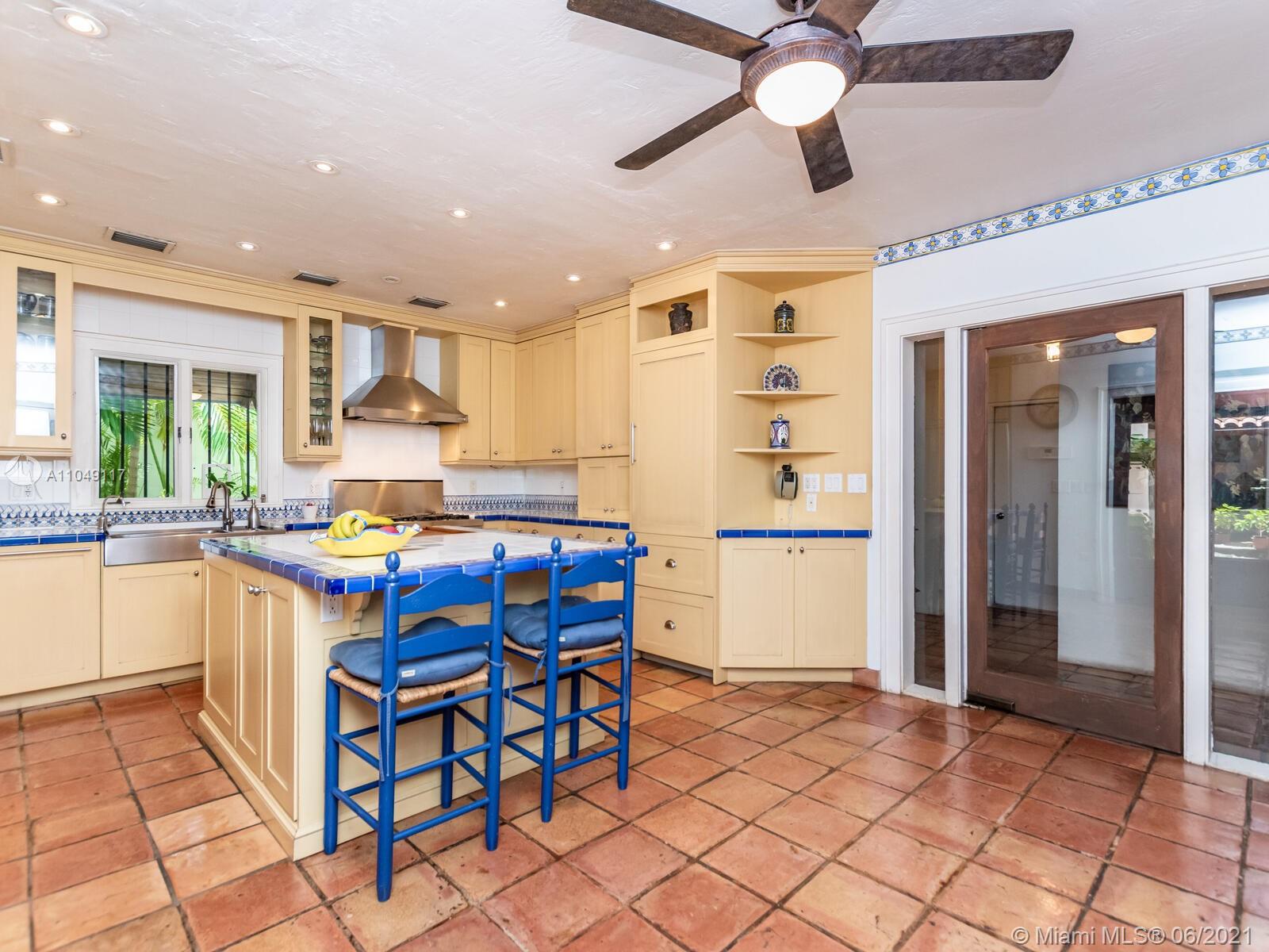 BISCAYNE PARK TERR - Residential