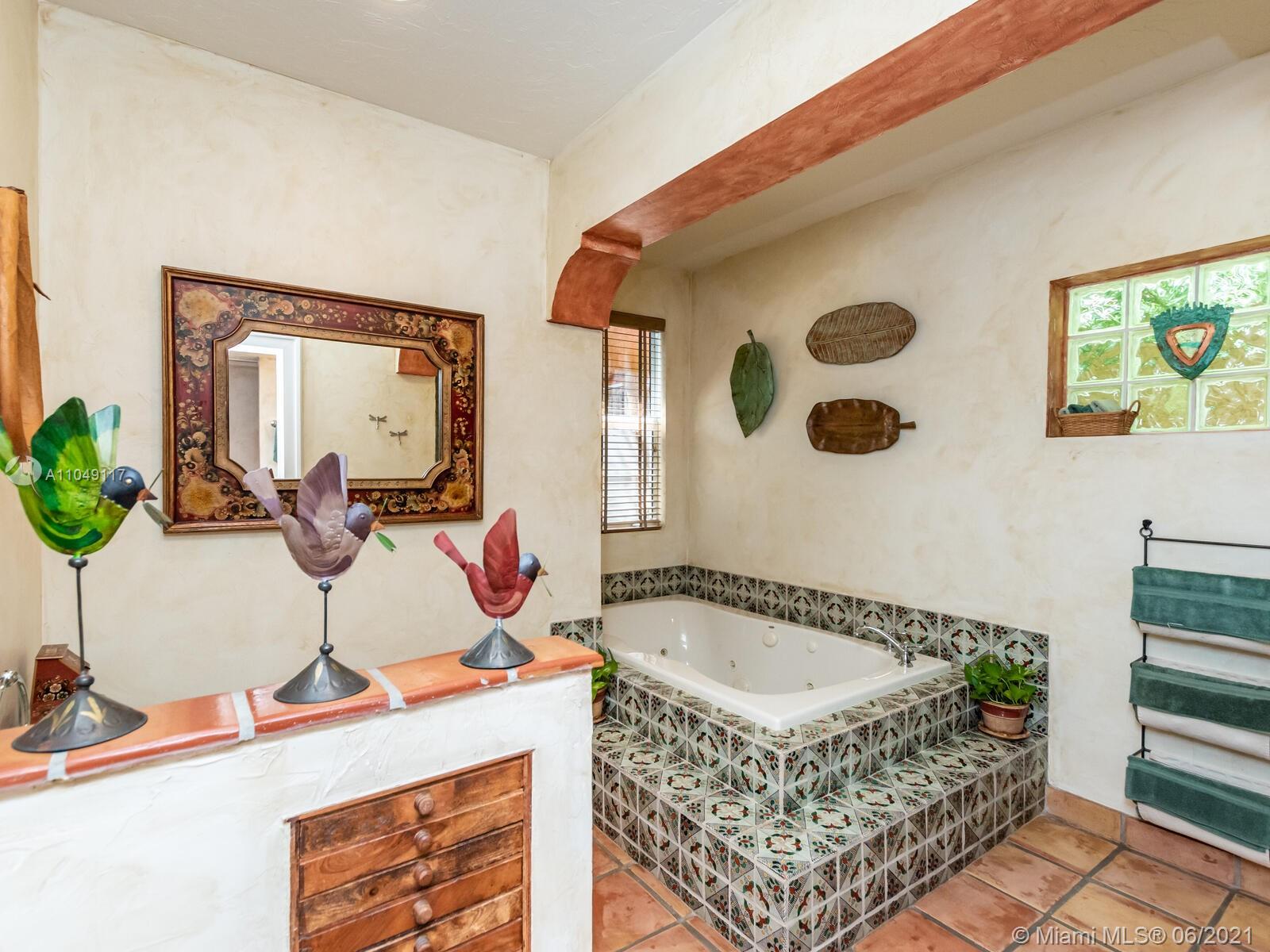 BISCAYNE PARK TERR - Residential