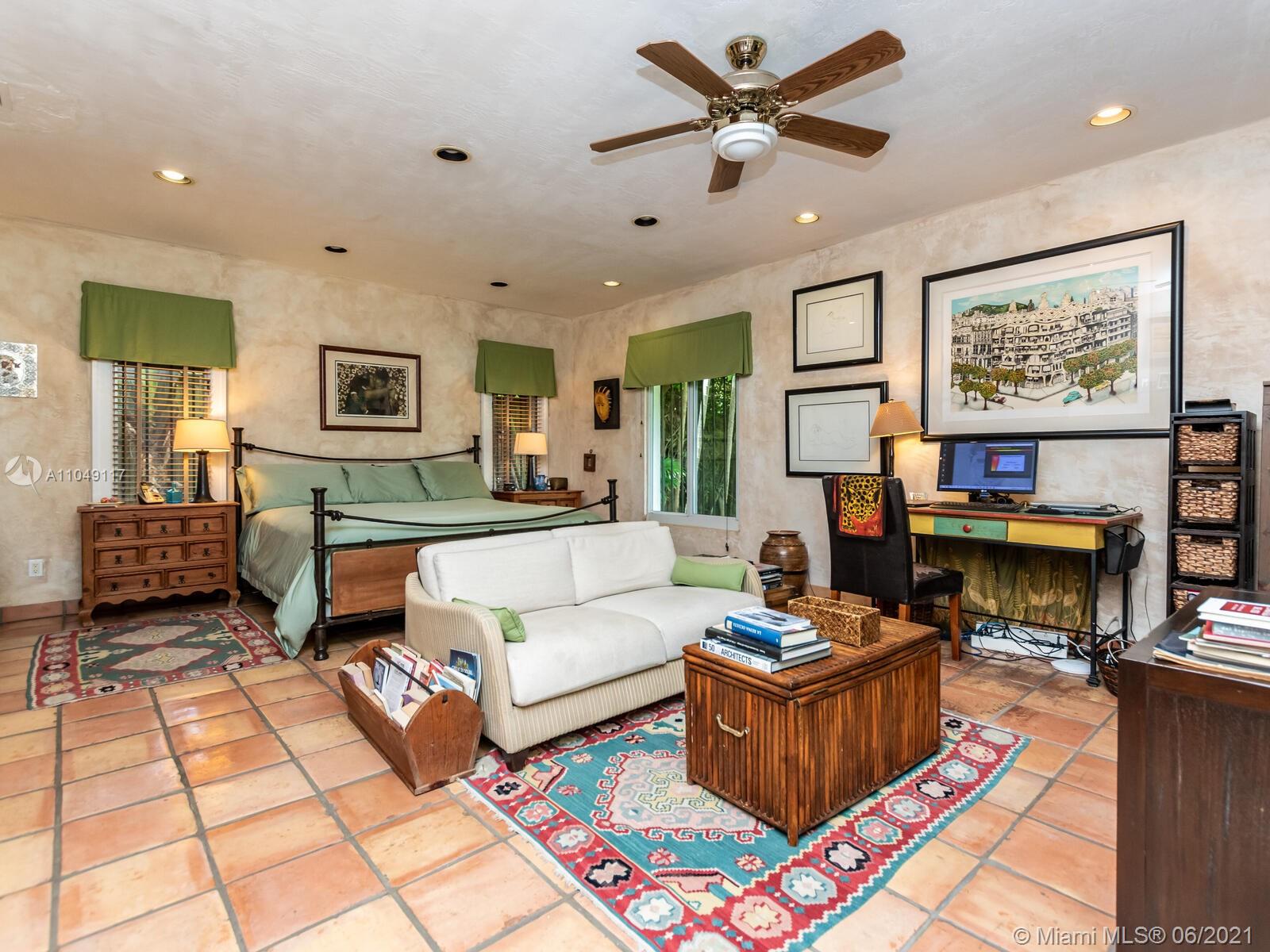 BISCAYNE PARK TERR - Residential