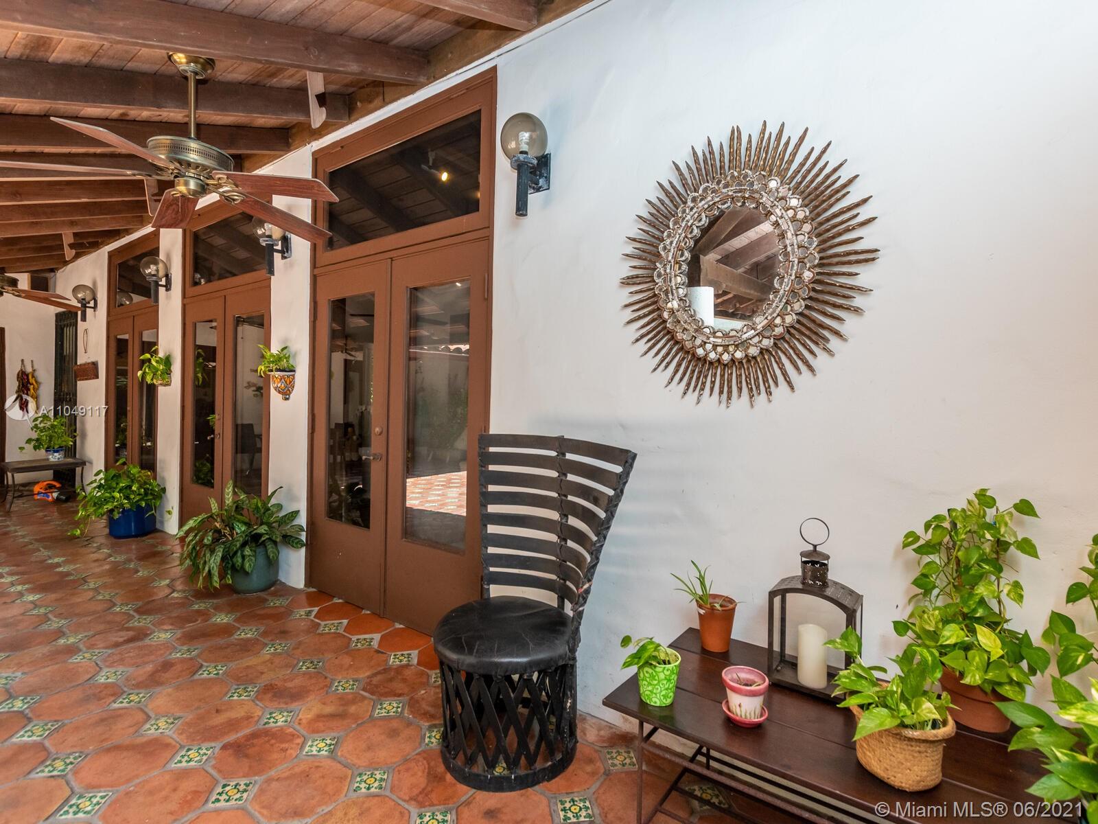 BISCAYNE PARK TERR - Residential