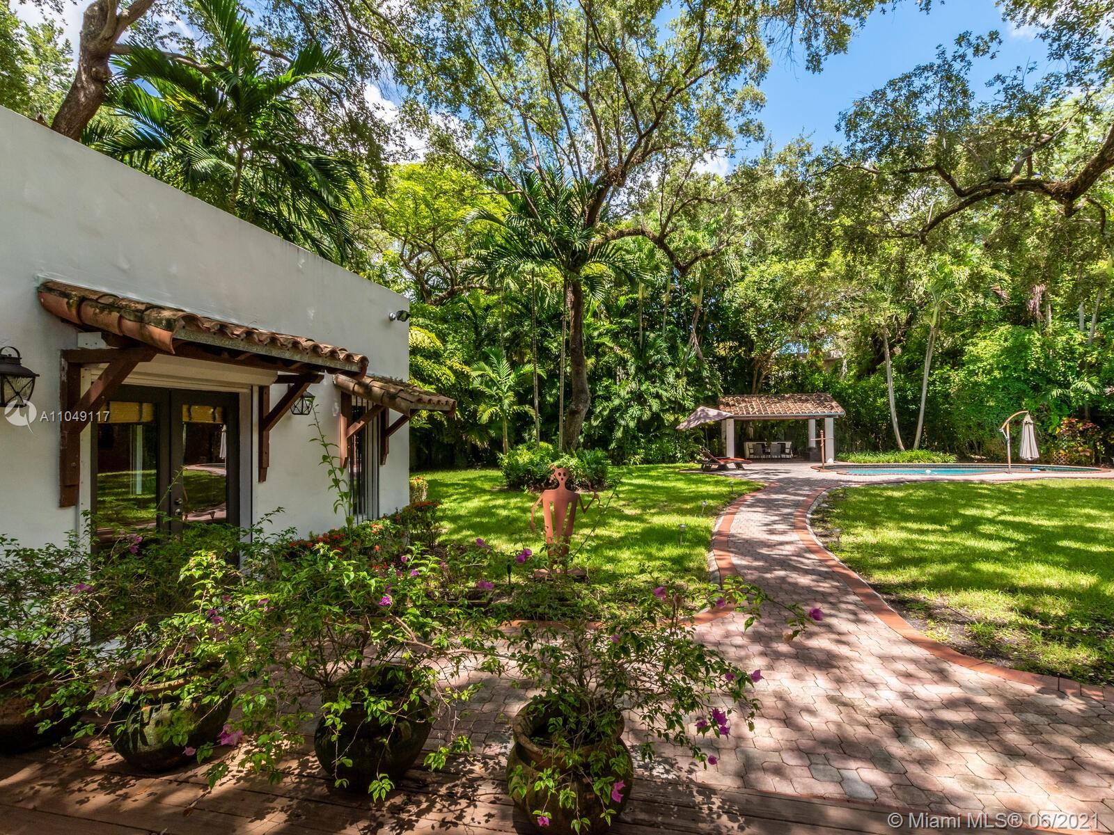 BISCAYNE PARK TERR - Residential