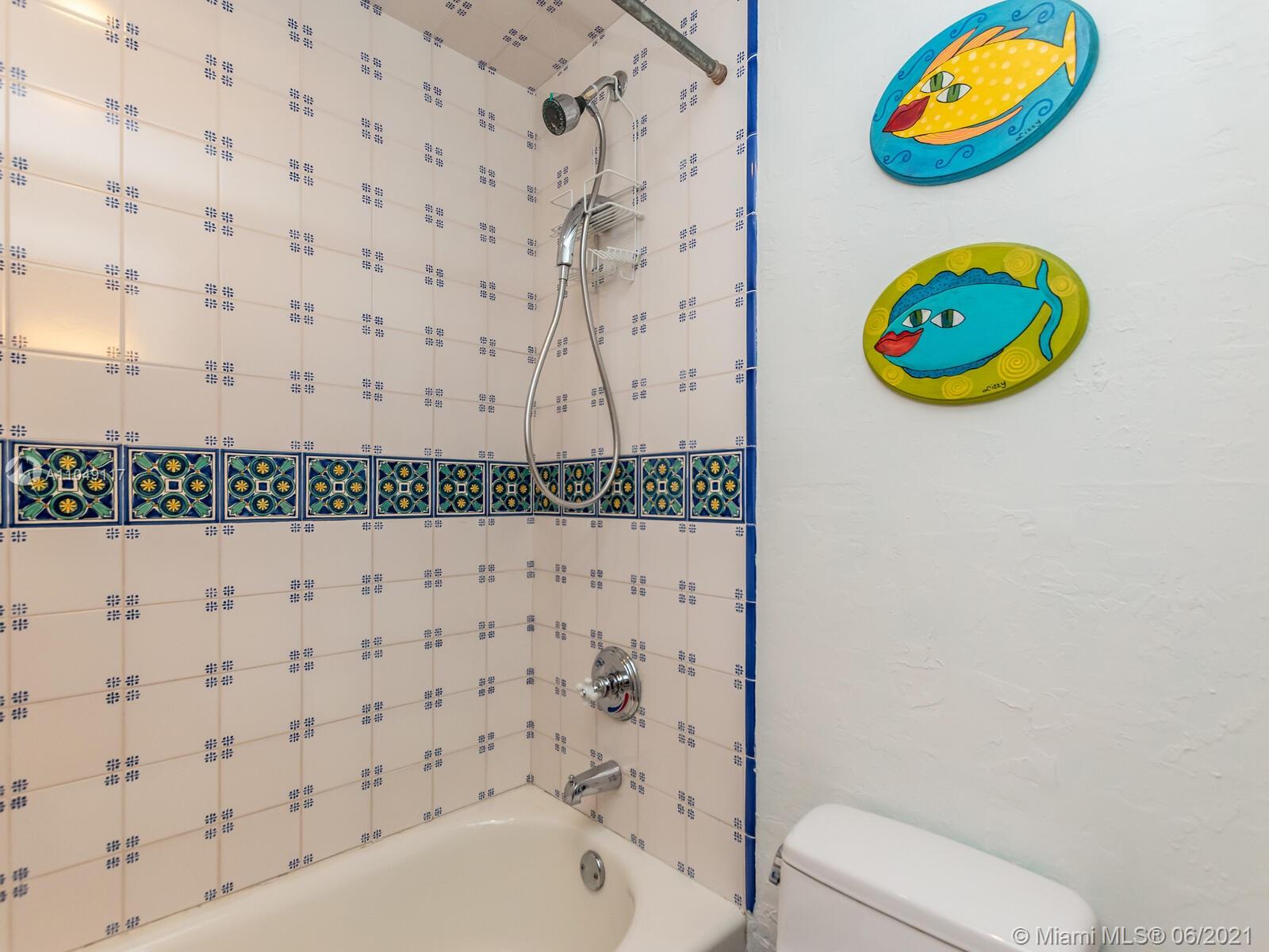 BISCAYNE PARK TERR - Residential