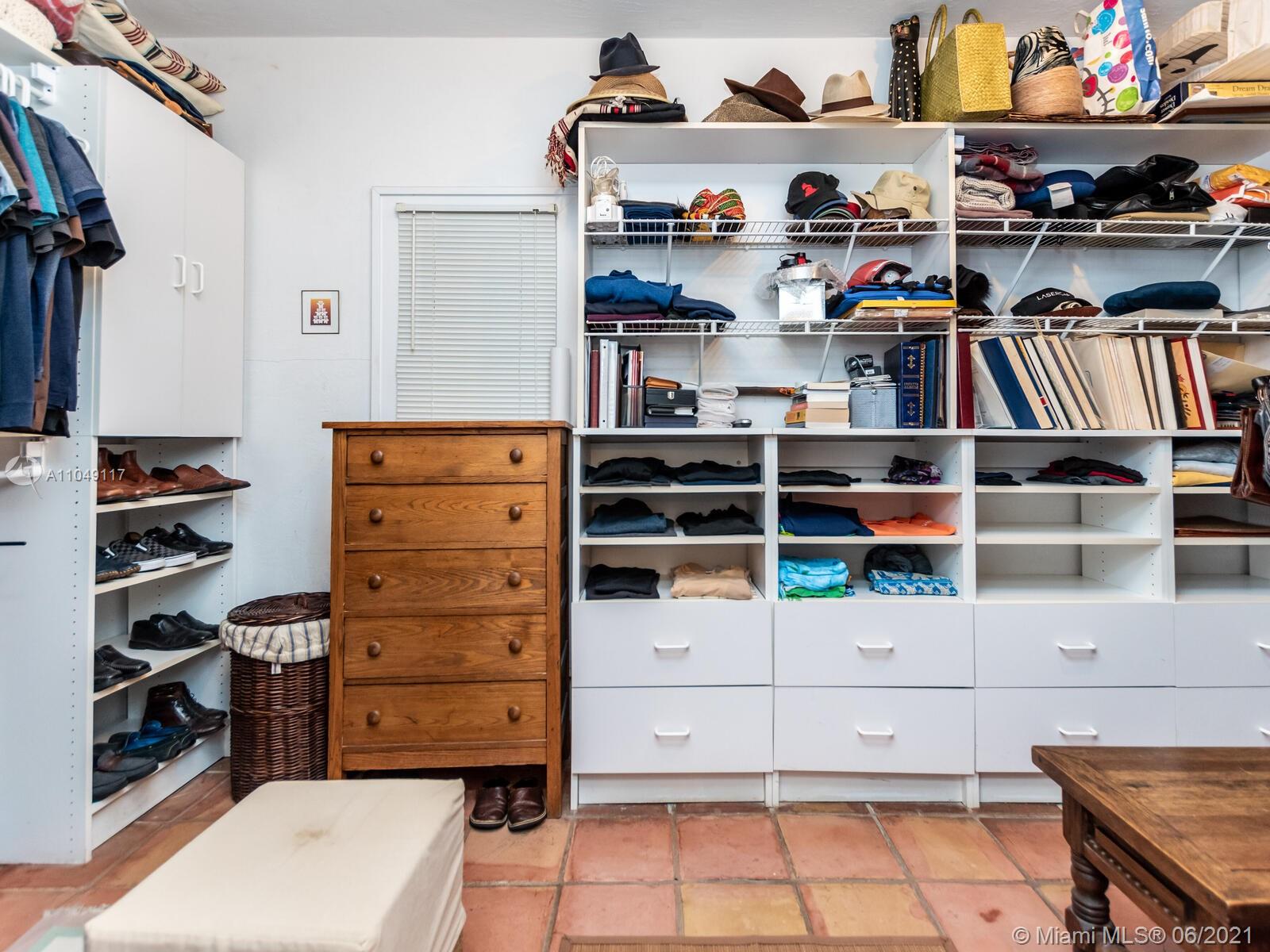 BISCAYNE PARK TERR - Residential