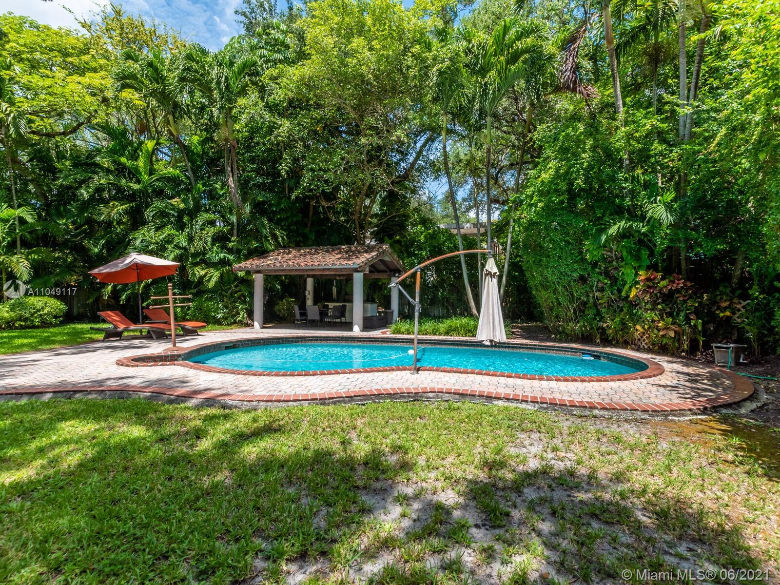 BISCAYNE PARK TERR - Residential