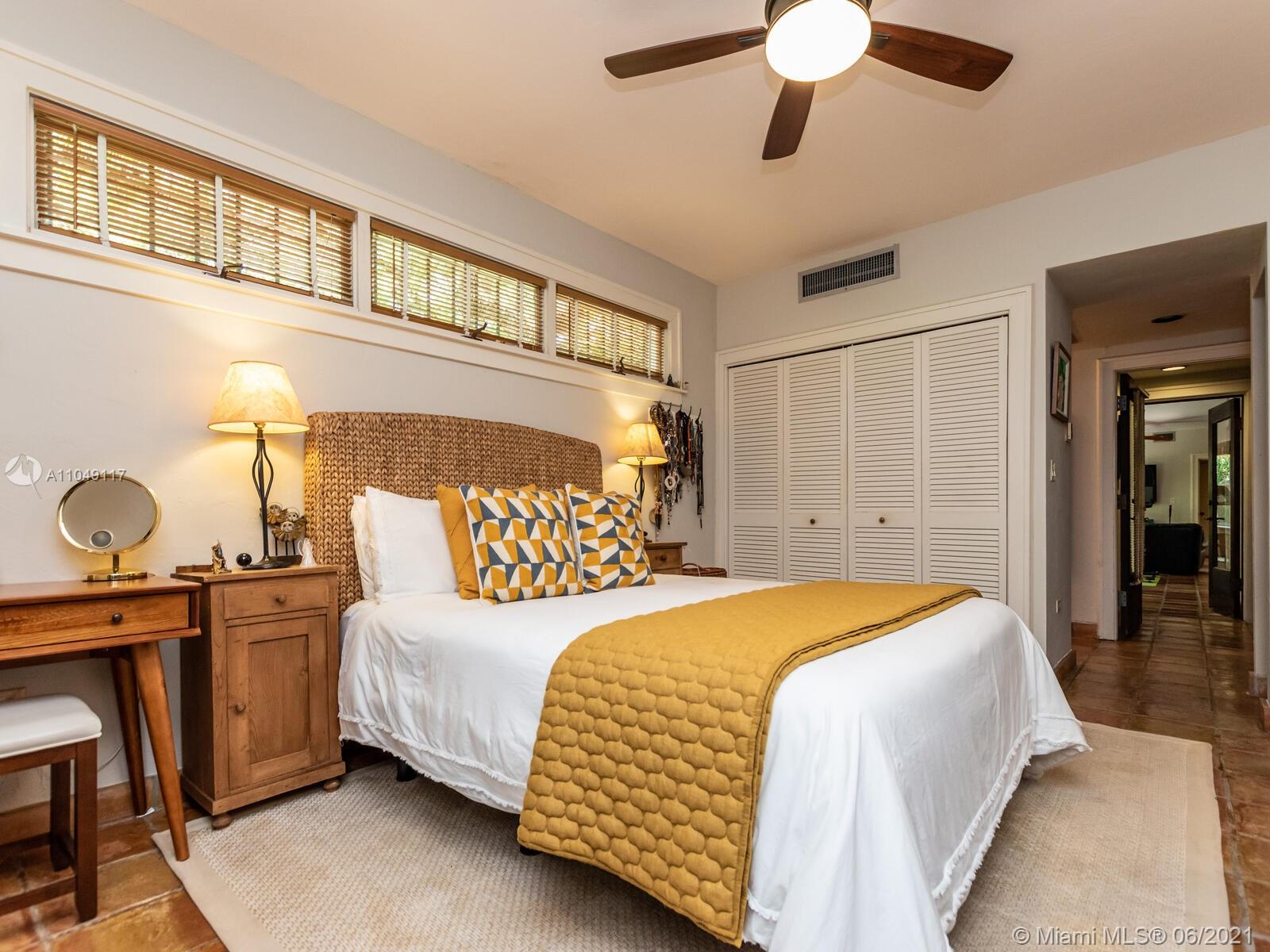 BISCAYNE PARK TERR - Residential