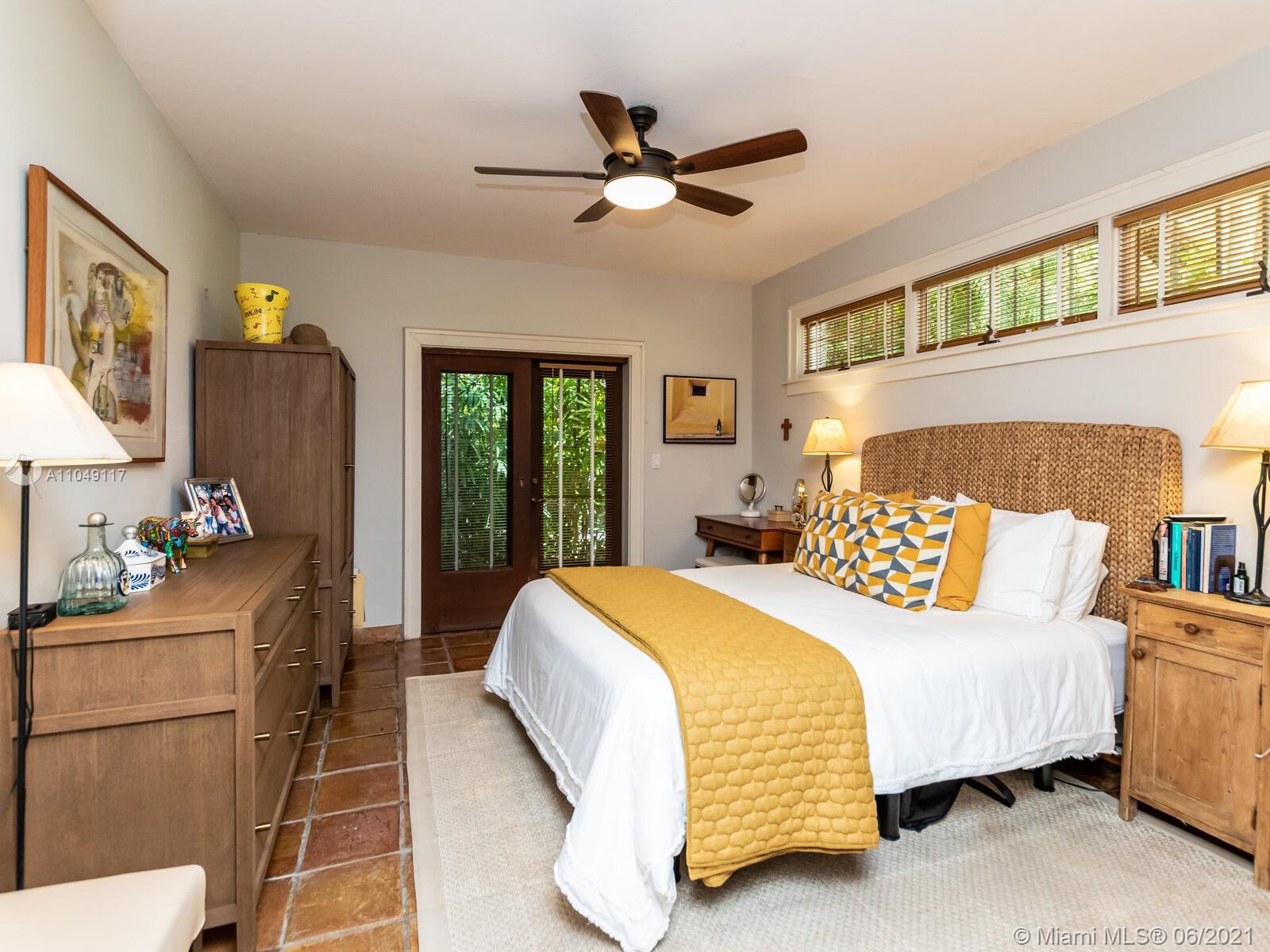 BISCAYNE PARK TERR - Residential