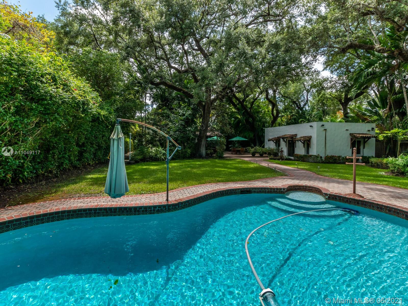 BISCAYNE PARK TERR - Residential