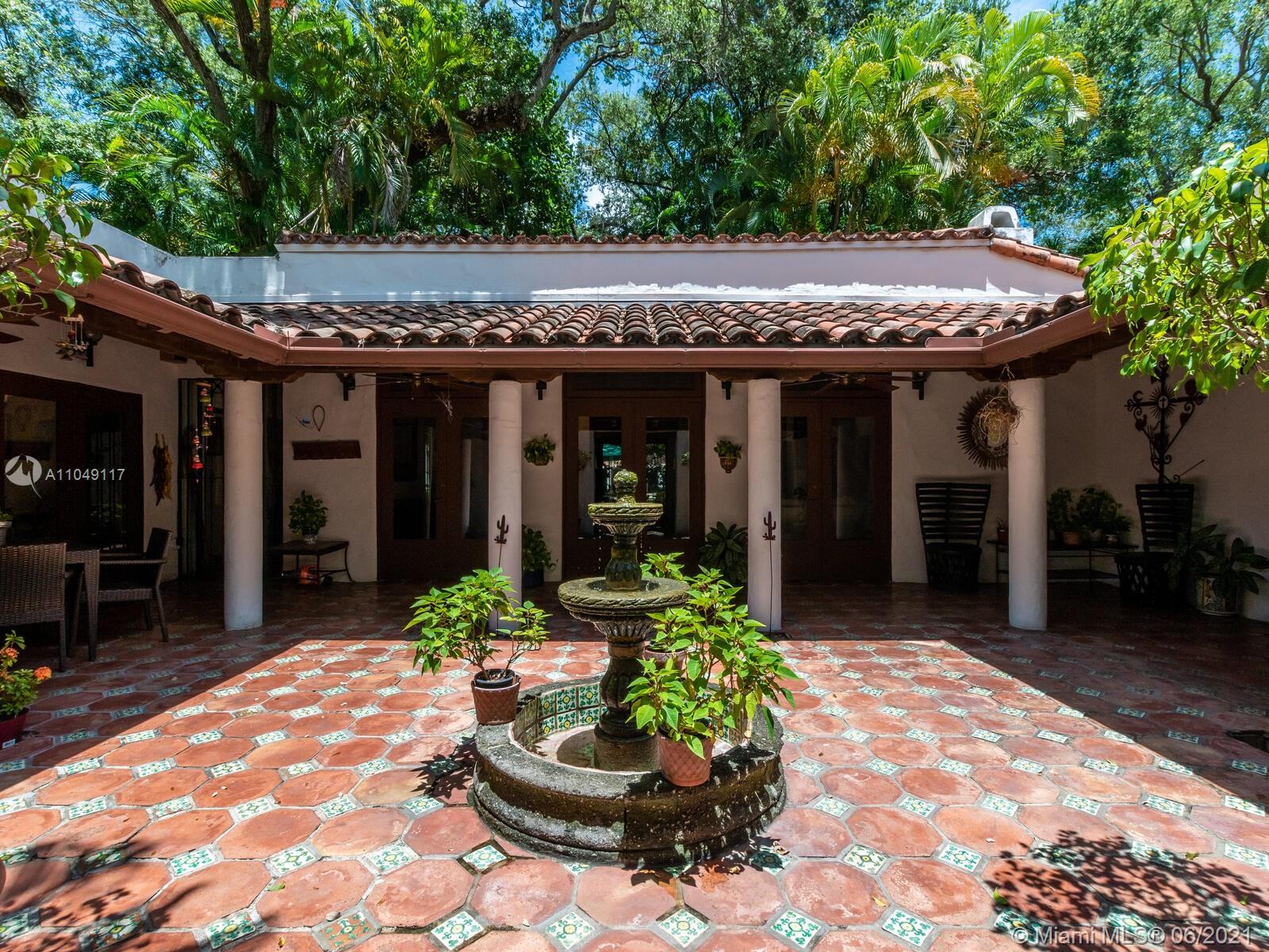 BISCAYNE PARK TERR - Residential