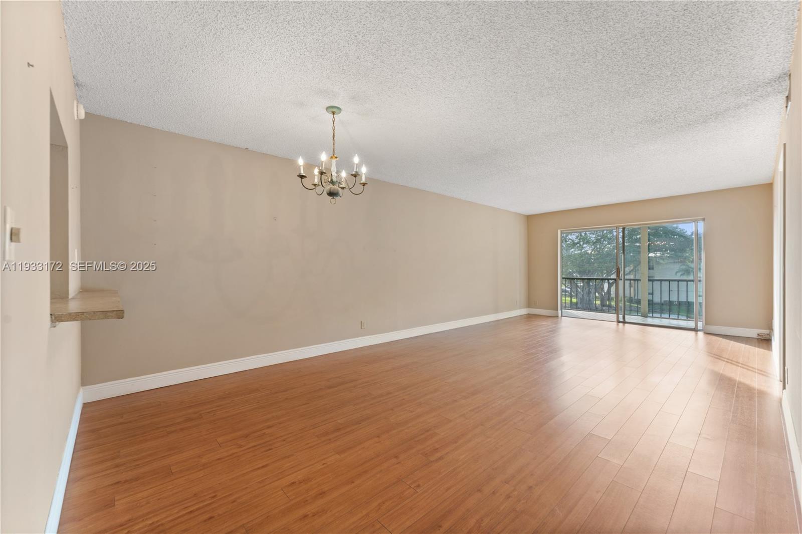 HOLLYBROOK GOLF AND - Residential