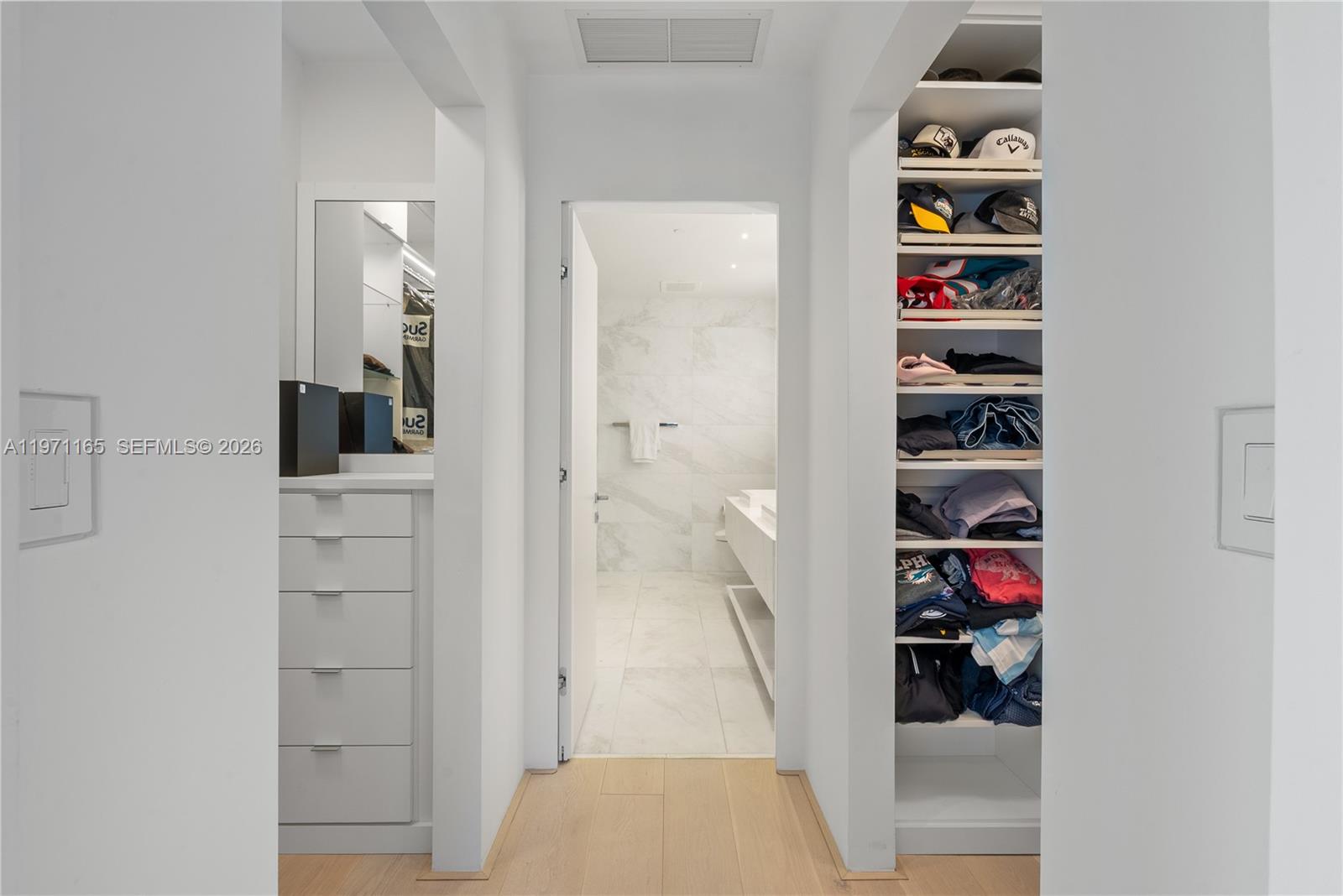 MAREA CONDO - Residential