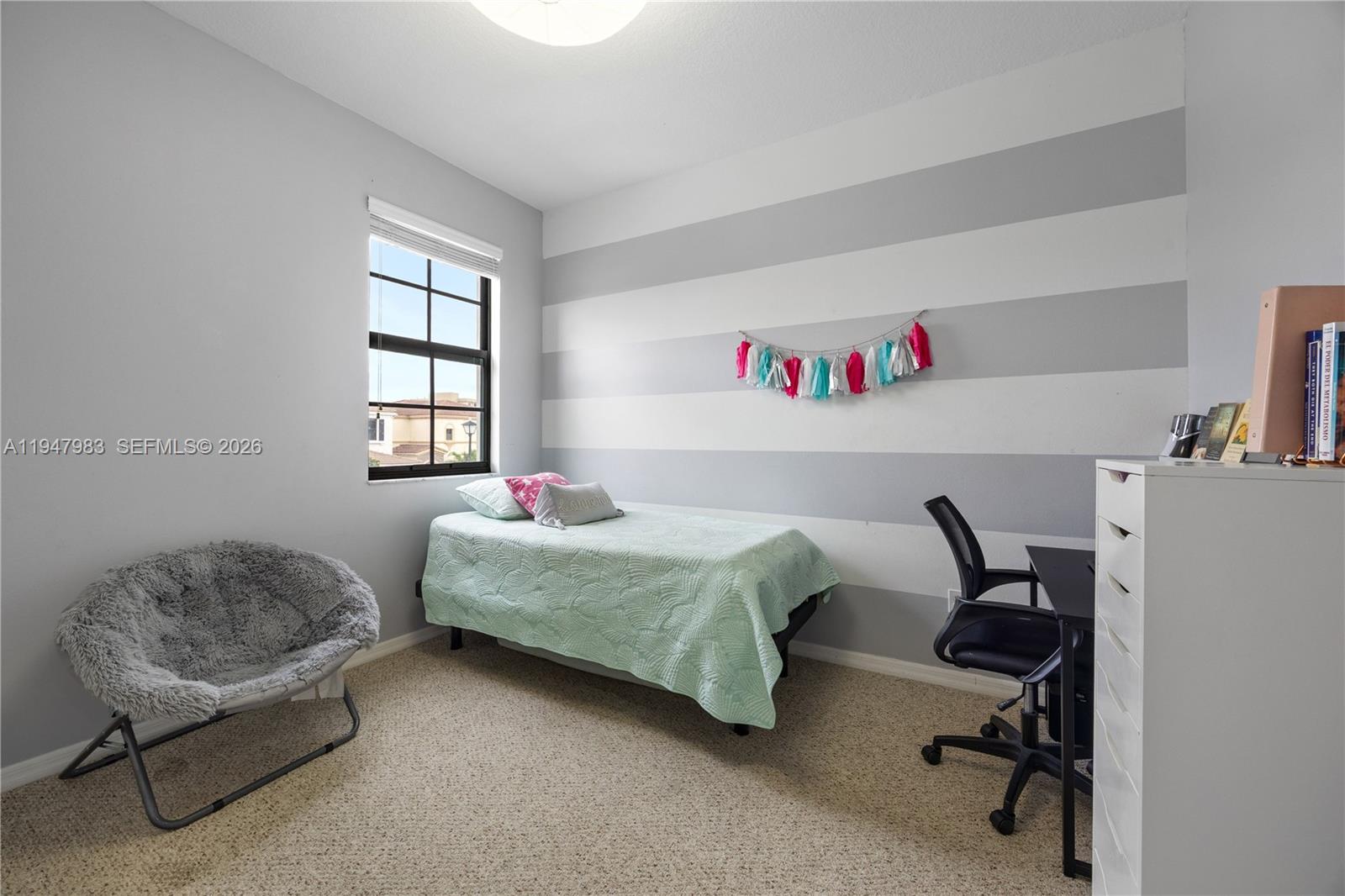 CHAMPION LAKES - Residential