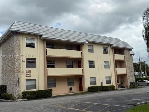 8951 SW 72nd St 315 Miami FL 33173