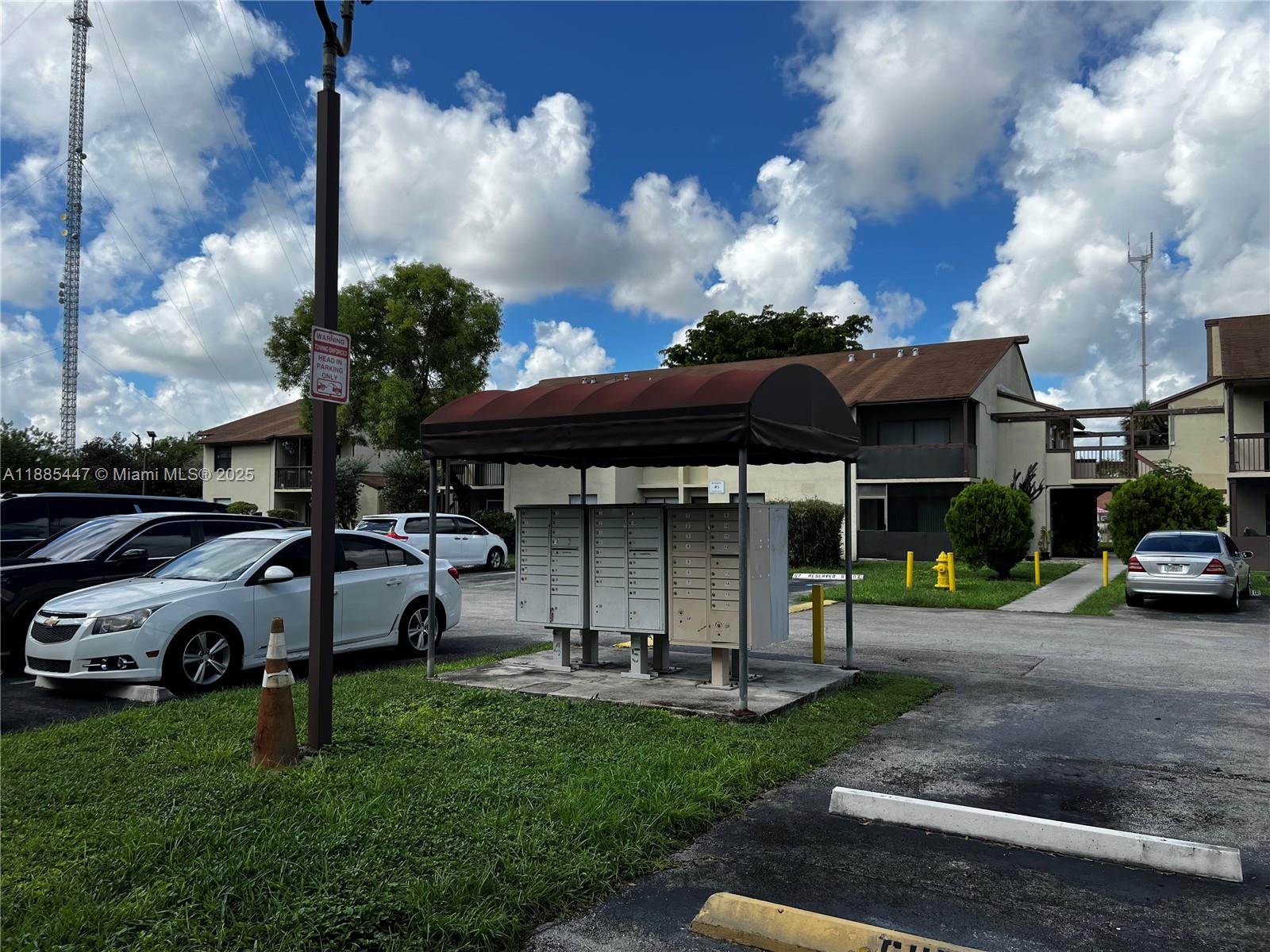 MCARTHUR PARK MISTY LK CO - Residential