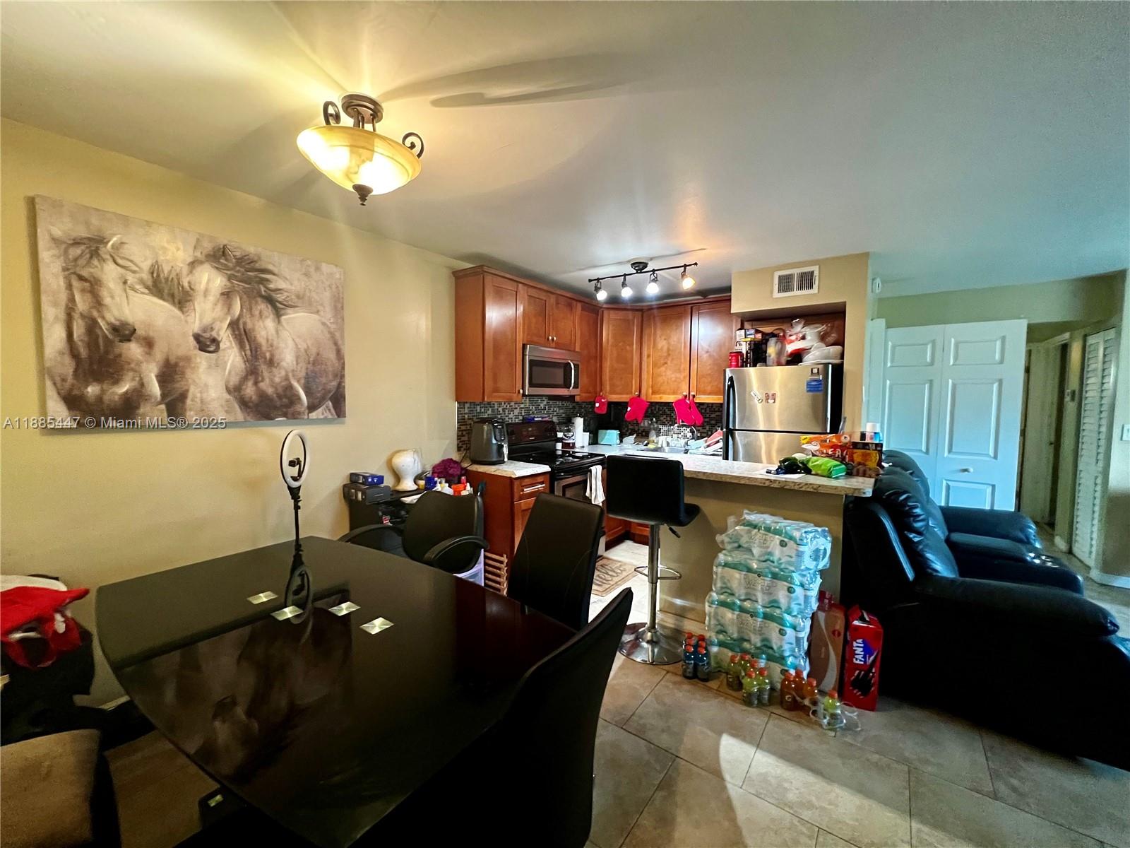 MCARTHUR PARK MISTY LK CO - Residential