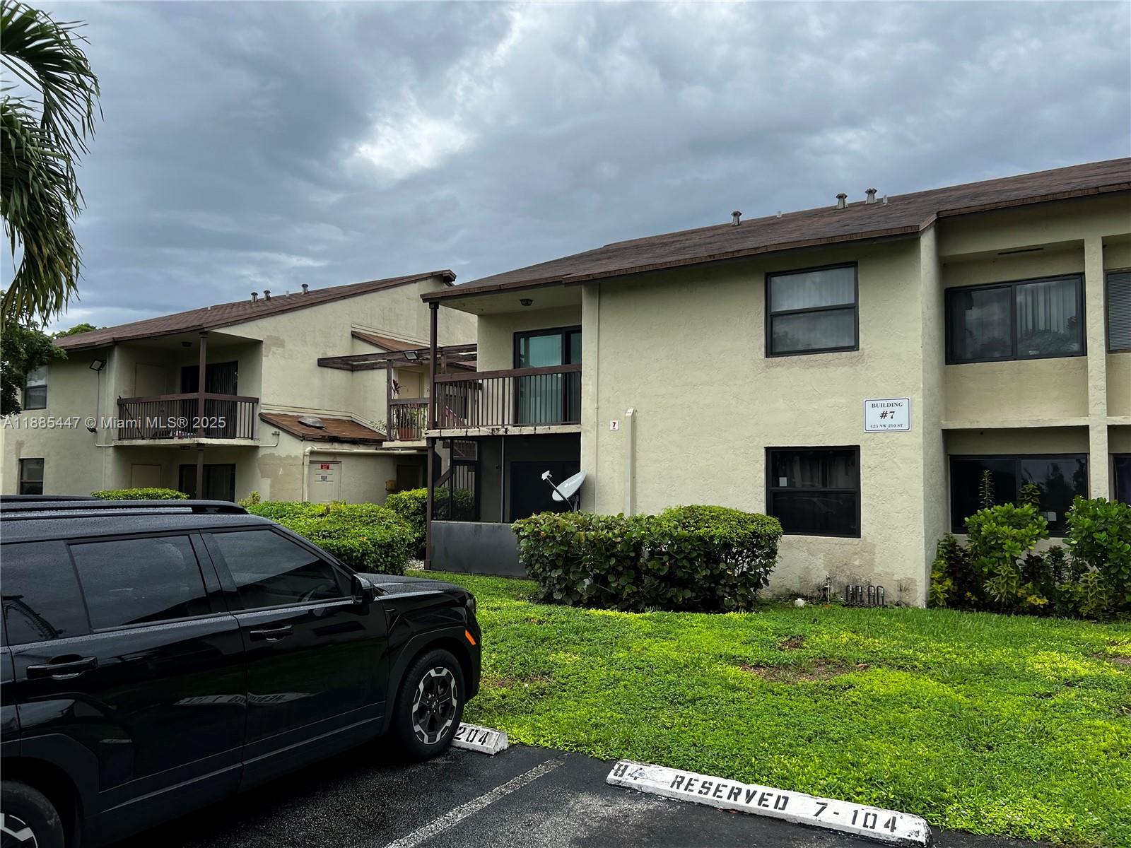 MCARTHUR PARK MISTY LK CO - Residential