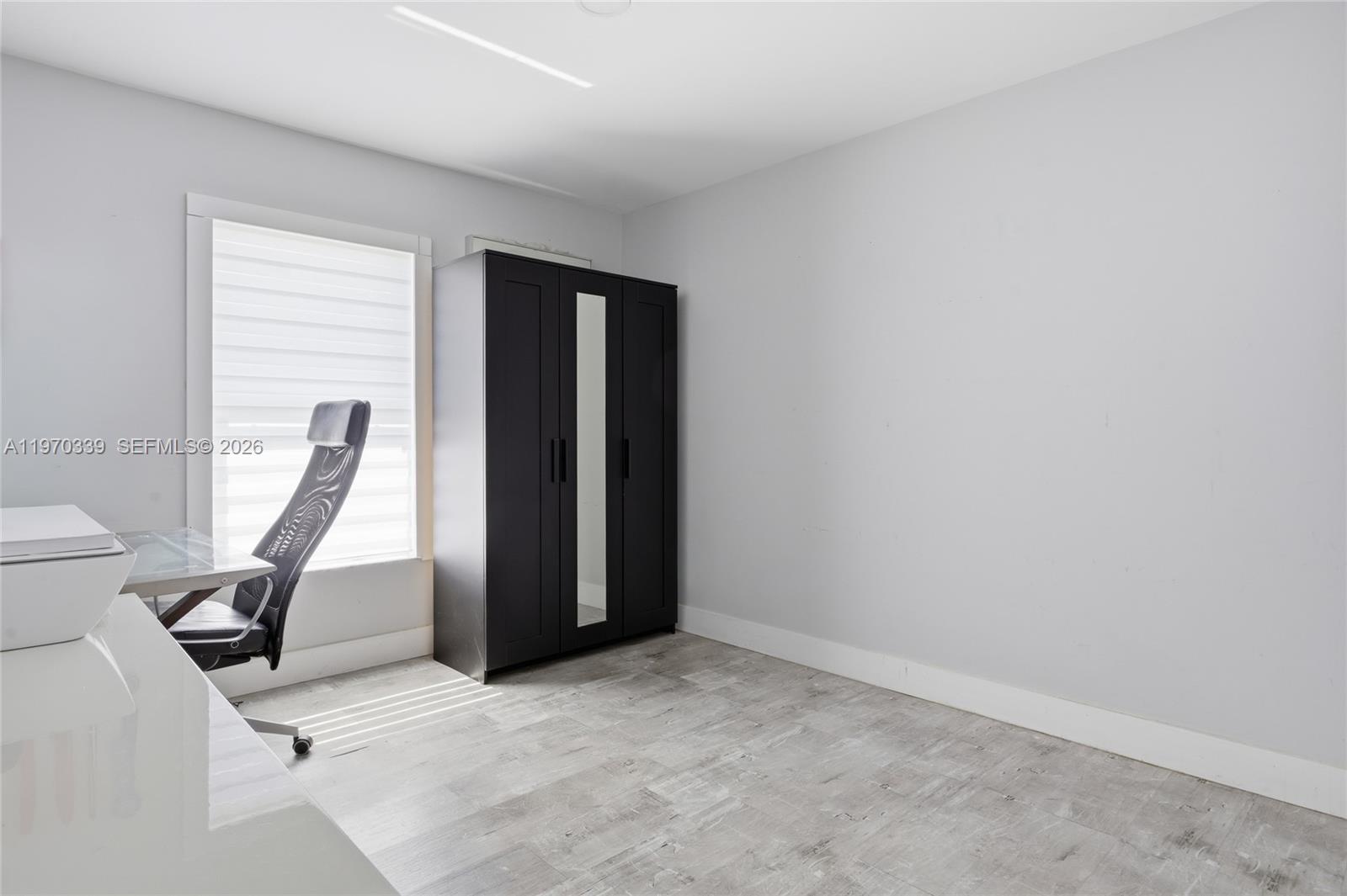 WINSTON PARK UNIT THREE - Residential