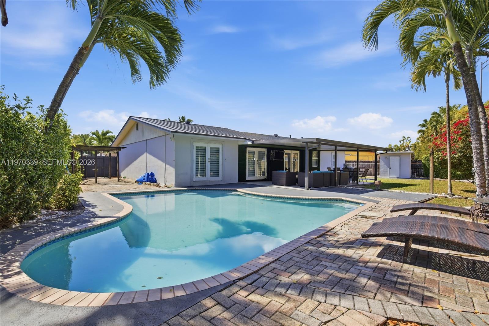 WINSTON PARK UNIT THREE - Residential