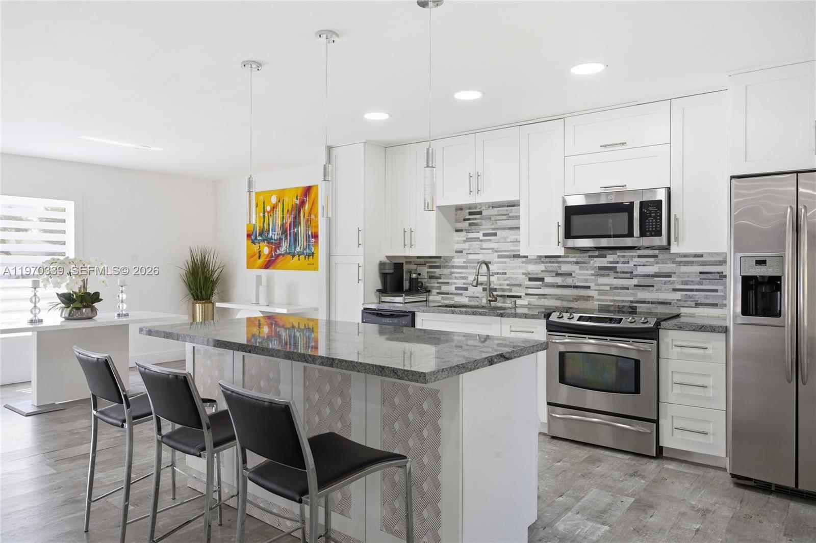 WINSTON PARK UNIT THREE - Residential