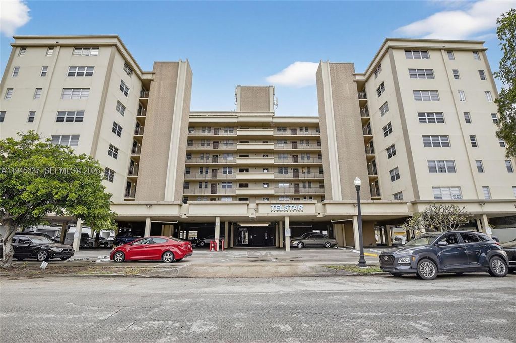 Photo of 1811 Jefferson St #808, Hollywood, FL 33020 (MLS # A11945237)