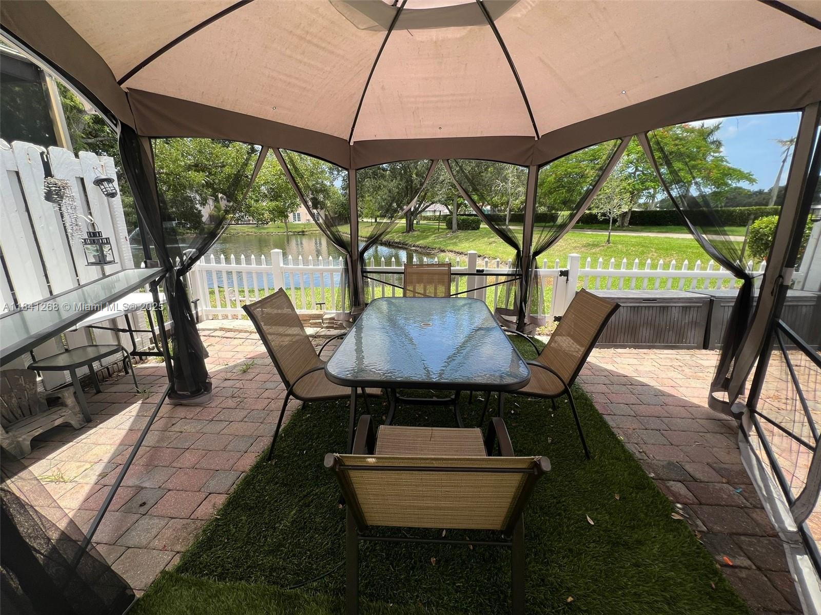 FAIRWAY COVE - Residential Lease