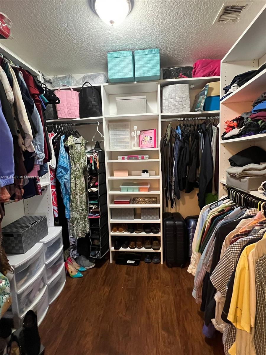 FAIRWAY COVE - Residential Lease