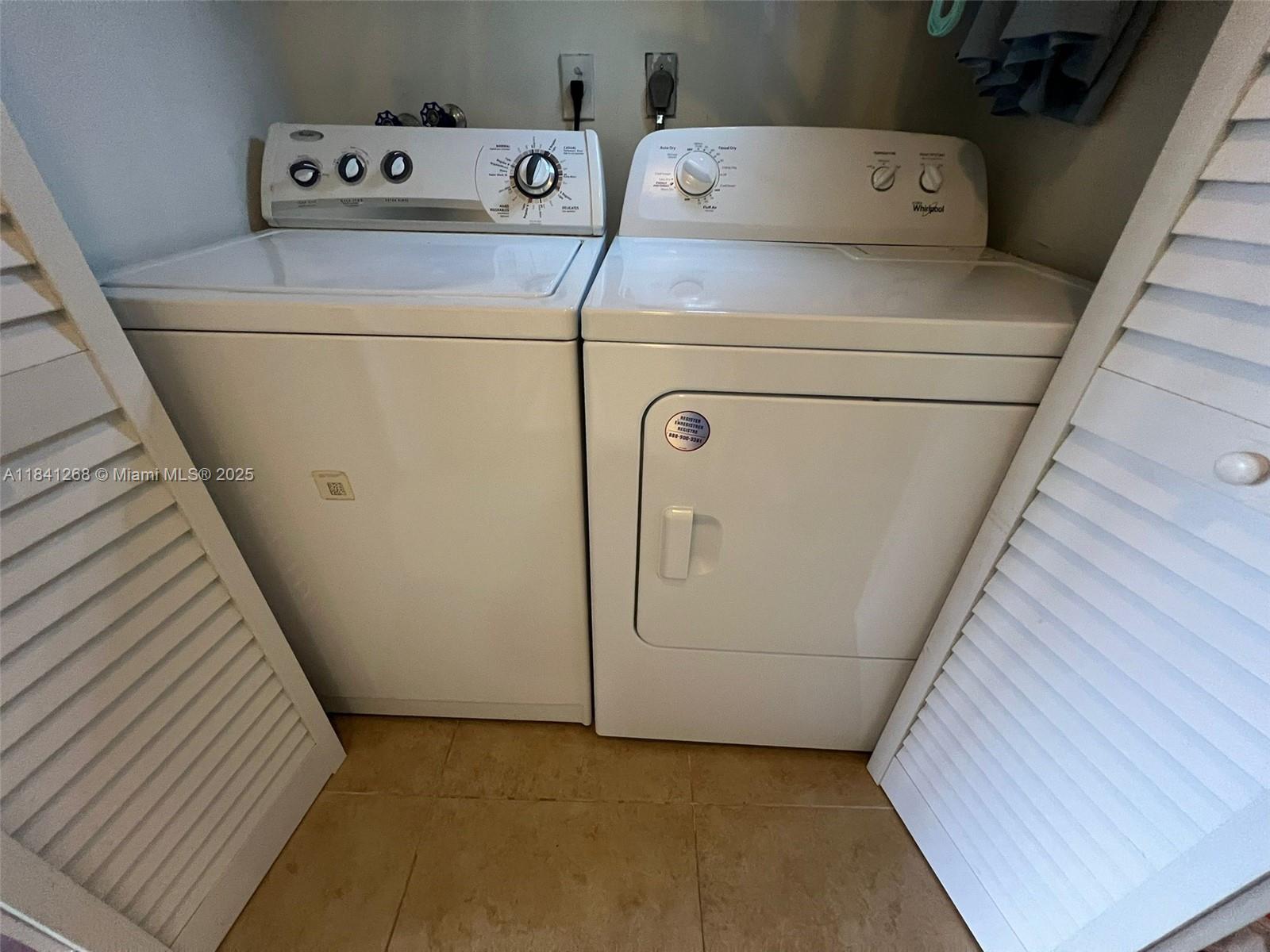 FAIRWAY COVE - Residential Lease