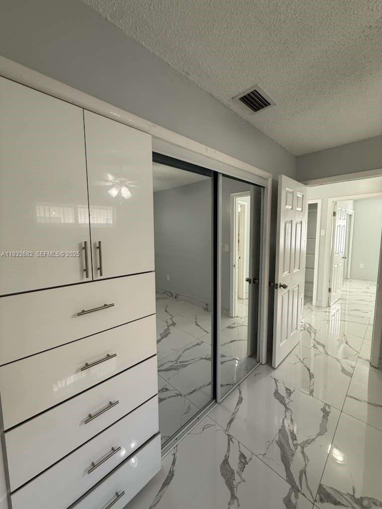 BERKSHIRE SUB 1ST ADDN - Residential Lease