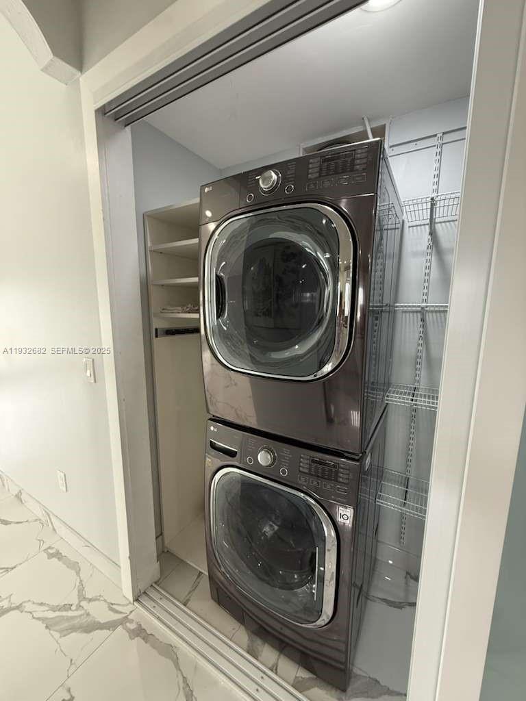 BERKSHIRE SUB 1ST ADDN - Residential Lease