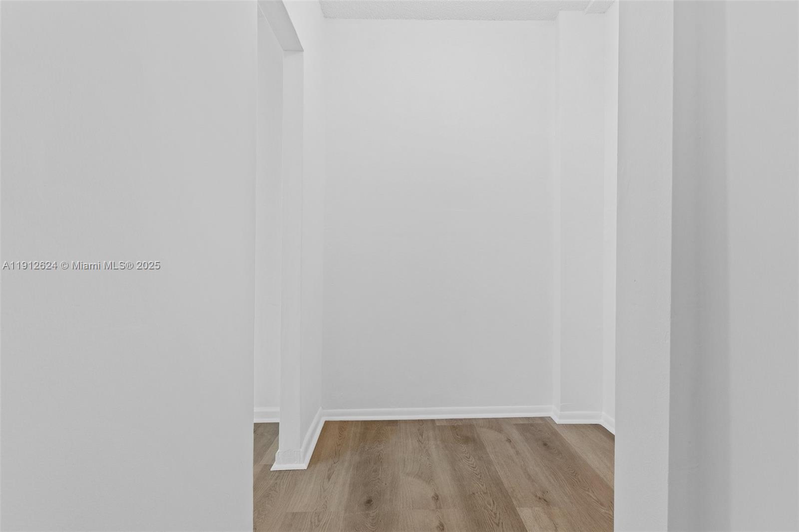 STANTON HOUSE CONDO - Residential Lease