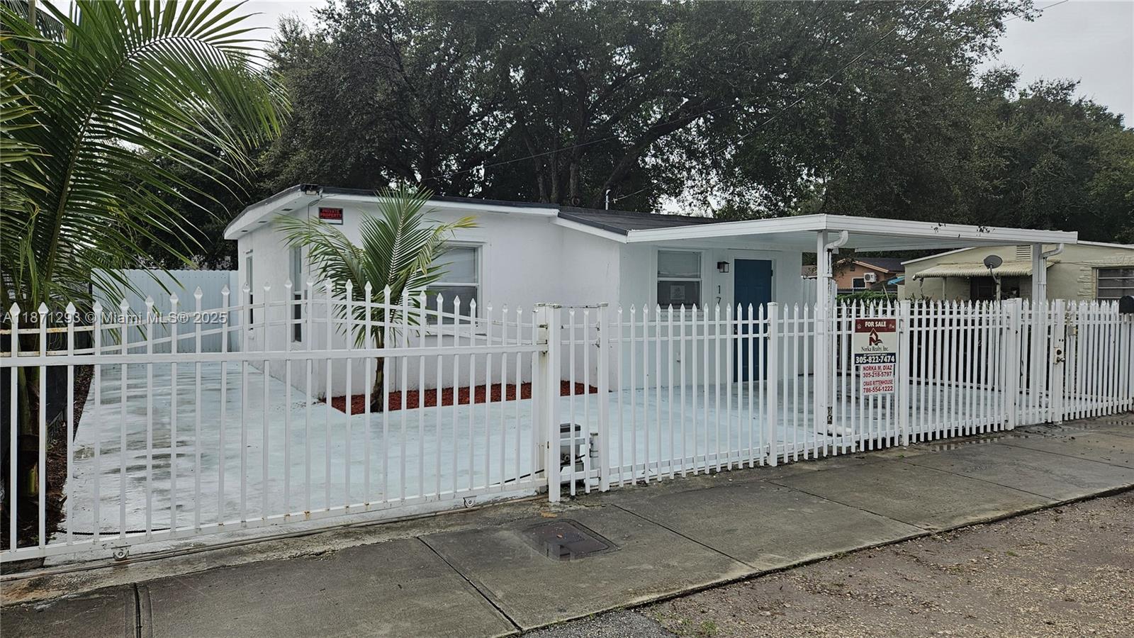 1720 NW 93rd Ter