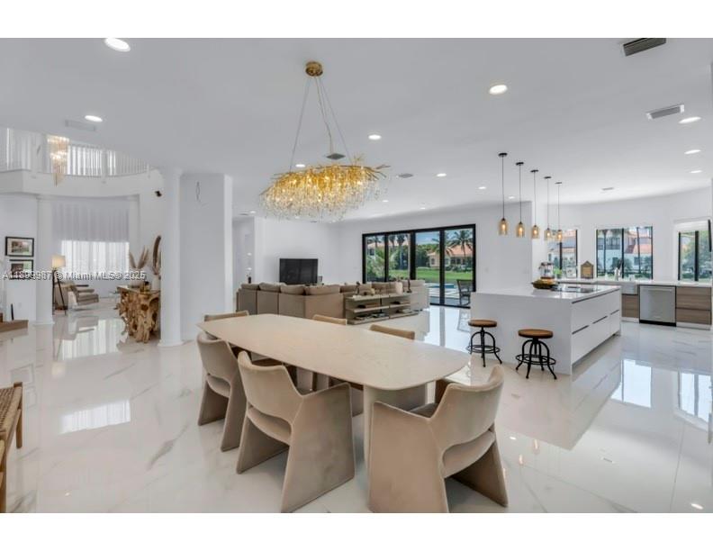 CUTLER CAY - Residential