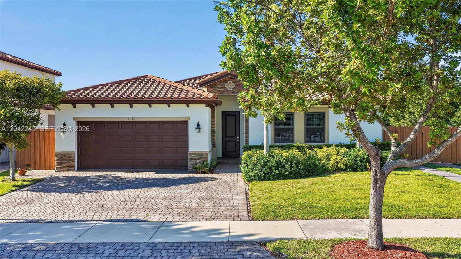 KINGMAN COMMONS - Residential