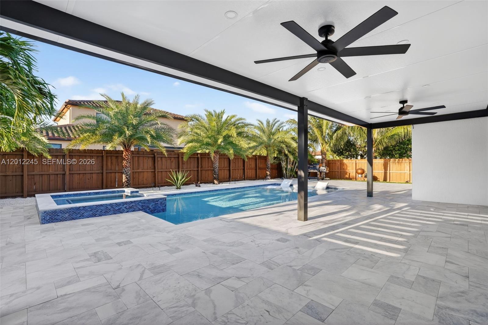 KINGMAN COMMONS - Residential