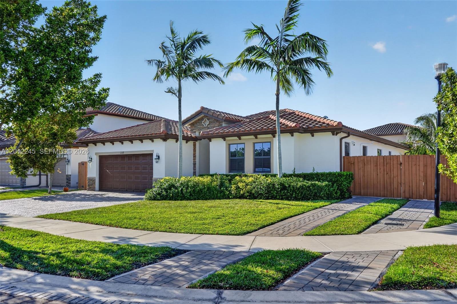 KINGMAN COMMONS - Residential