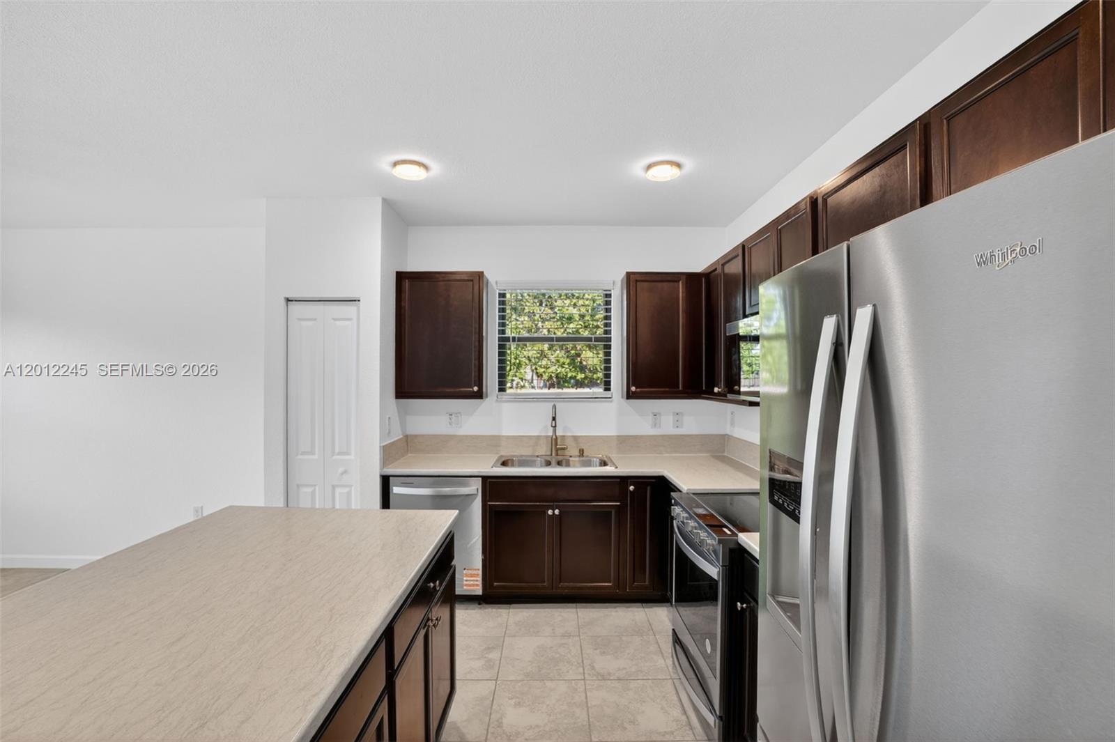 KINGMAN COMMONS - Residential