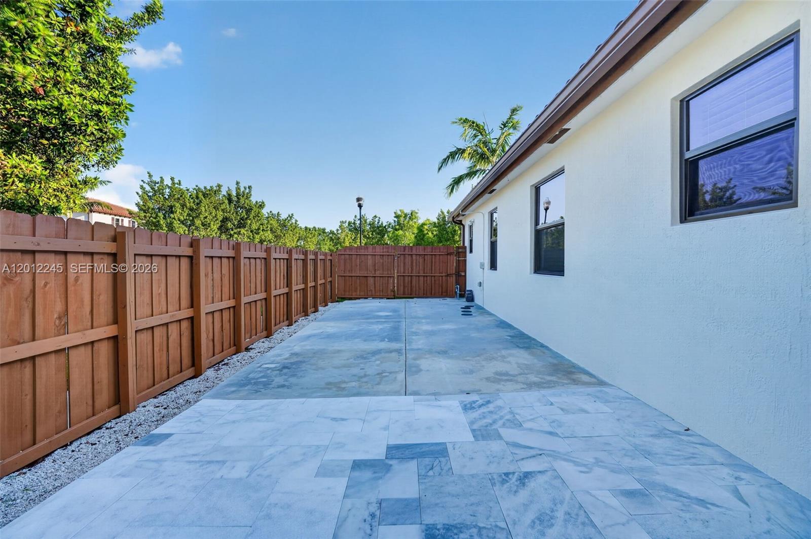 KINGMAN COMMONS - Residential