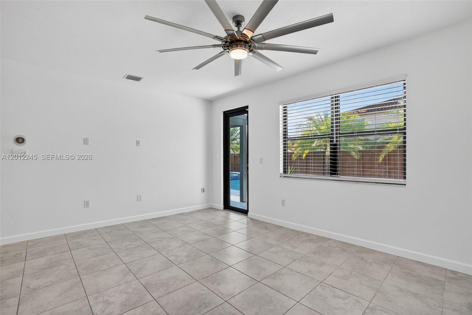 KINGMAN COMMONS - Residential
