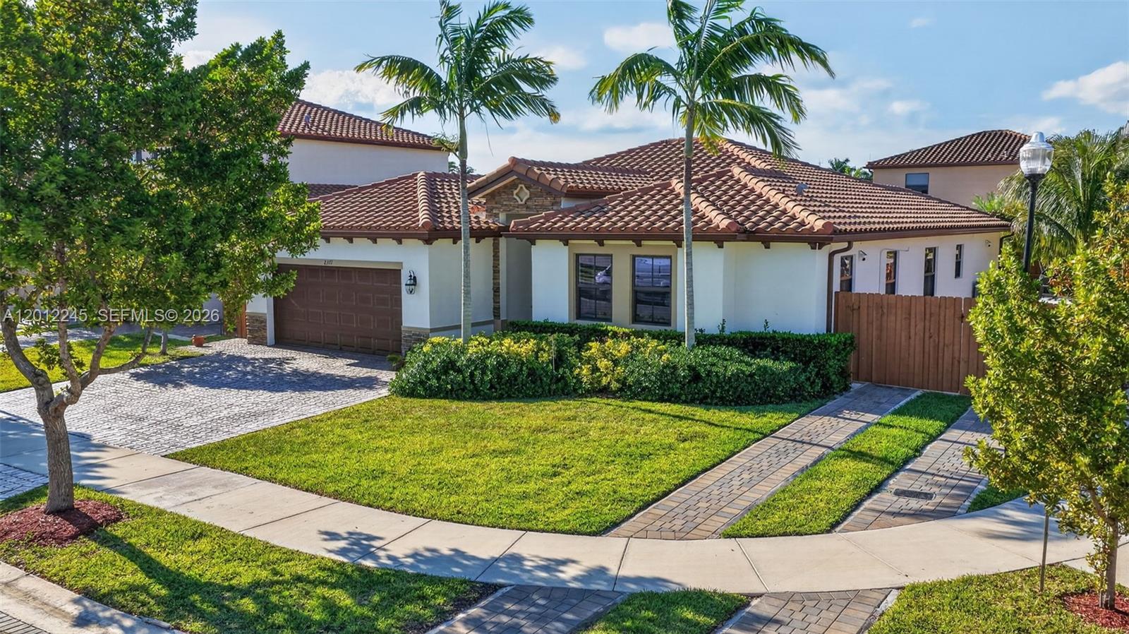 KINGMAN COMMONS - Residential