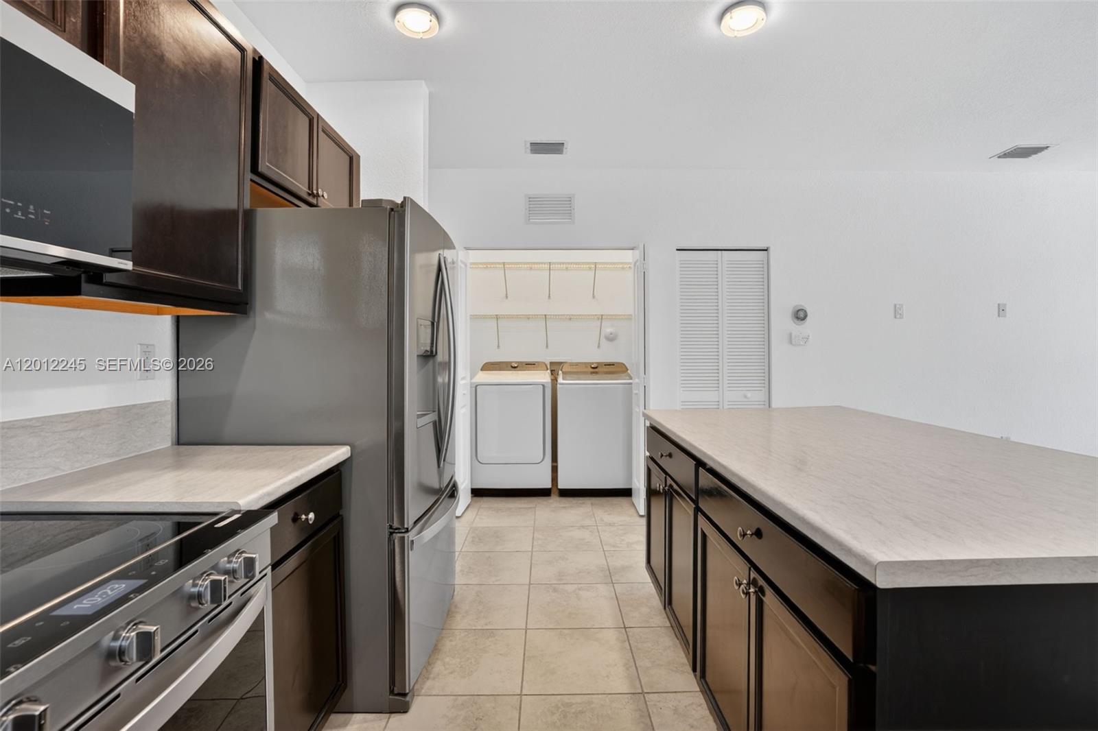 KINGMAN COMMONS - Residential